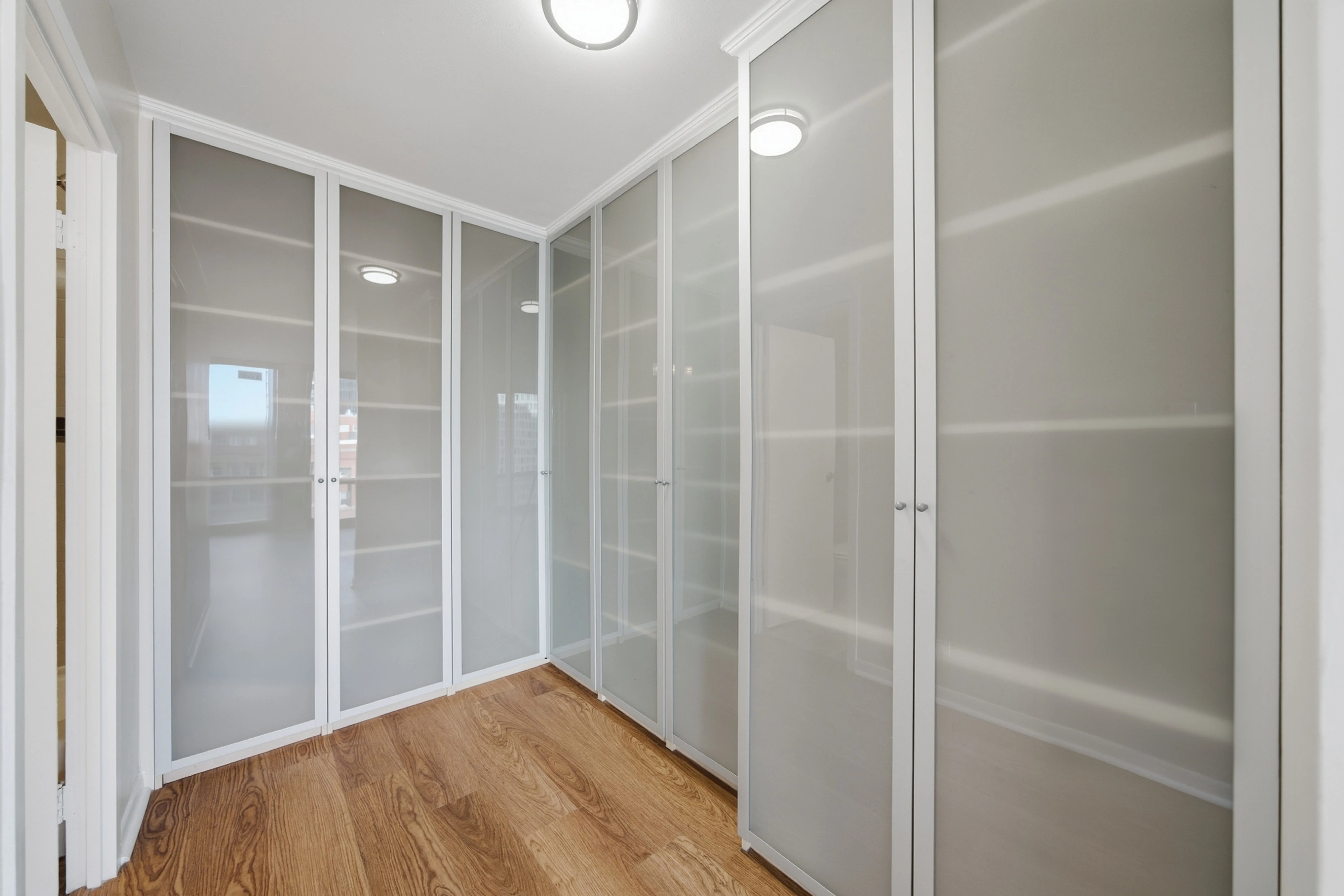 111 E Chestnut St 60611 60611-unit#18DE 2bed+-Chicago-IL