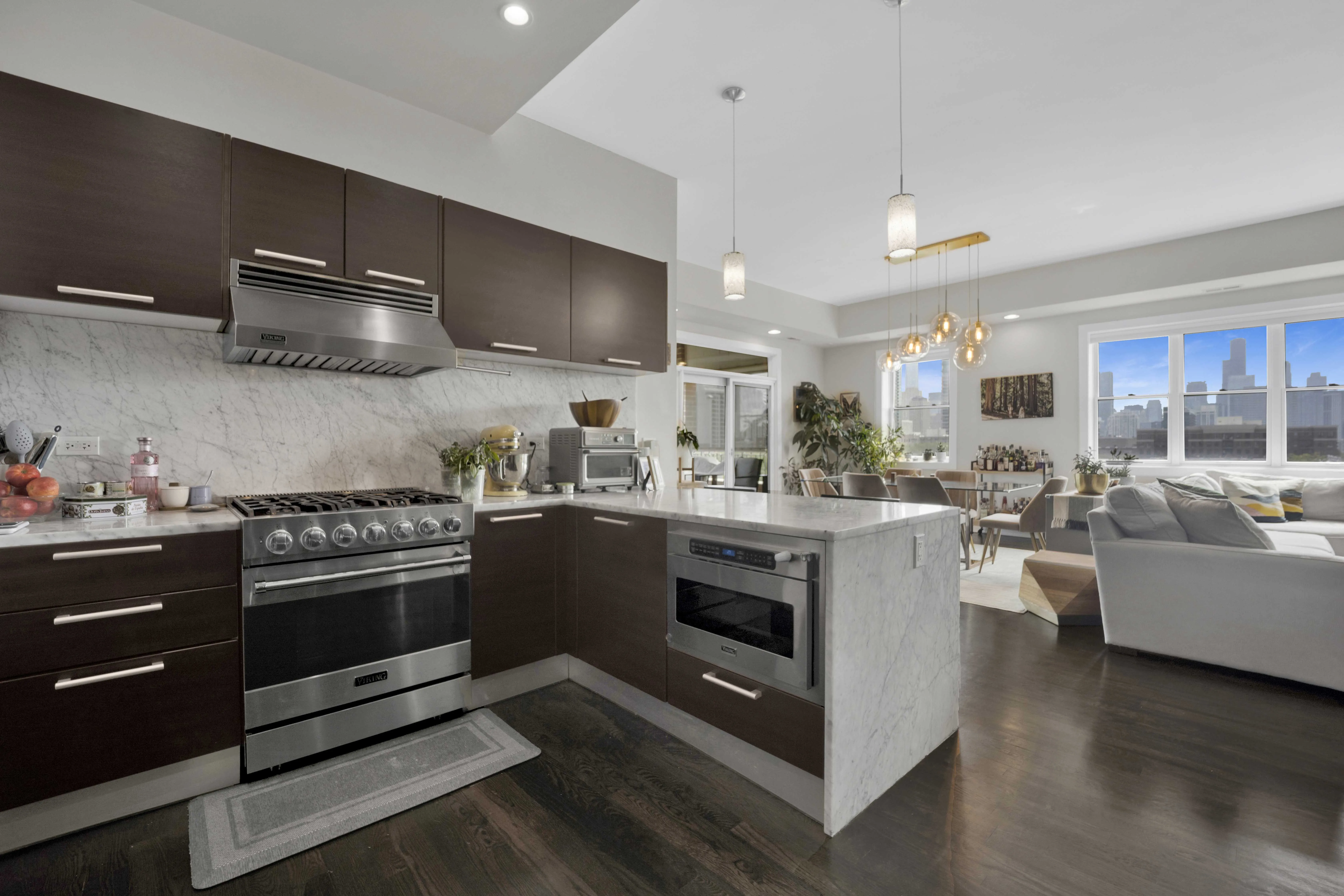 340 W Evergreen Ave   60610 60610-340 W Evergreen-unit#6E-Chicago-IL