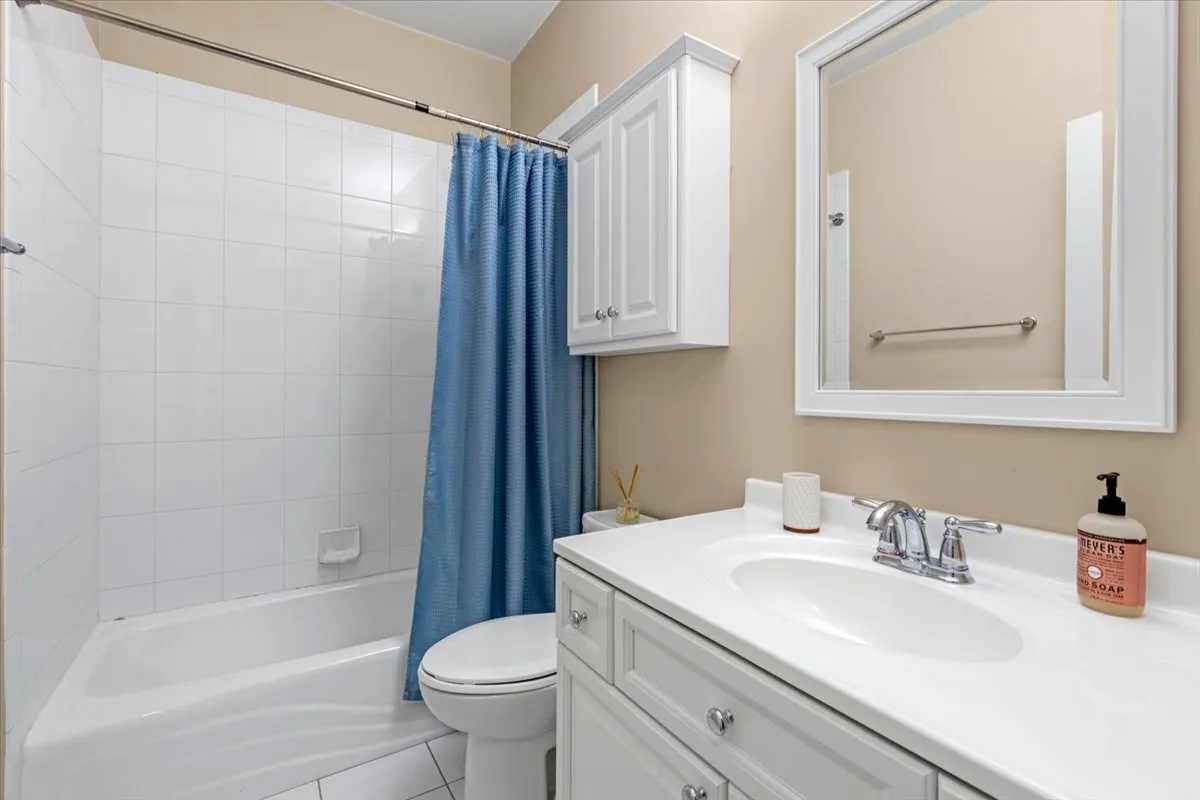 2855 N Damen Ave 60618 60618-unit#3-Chicago-IL