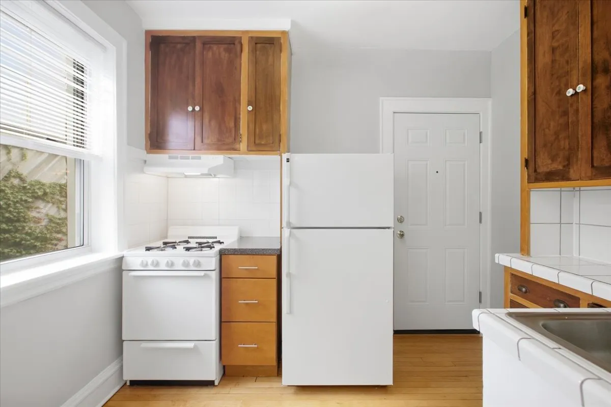 1725 W. Thorndale 60660-Hermitage Andersonville Apartments-unit#3A-Chicago-IL