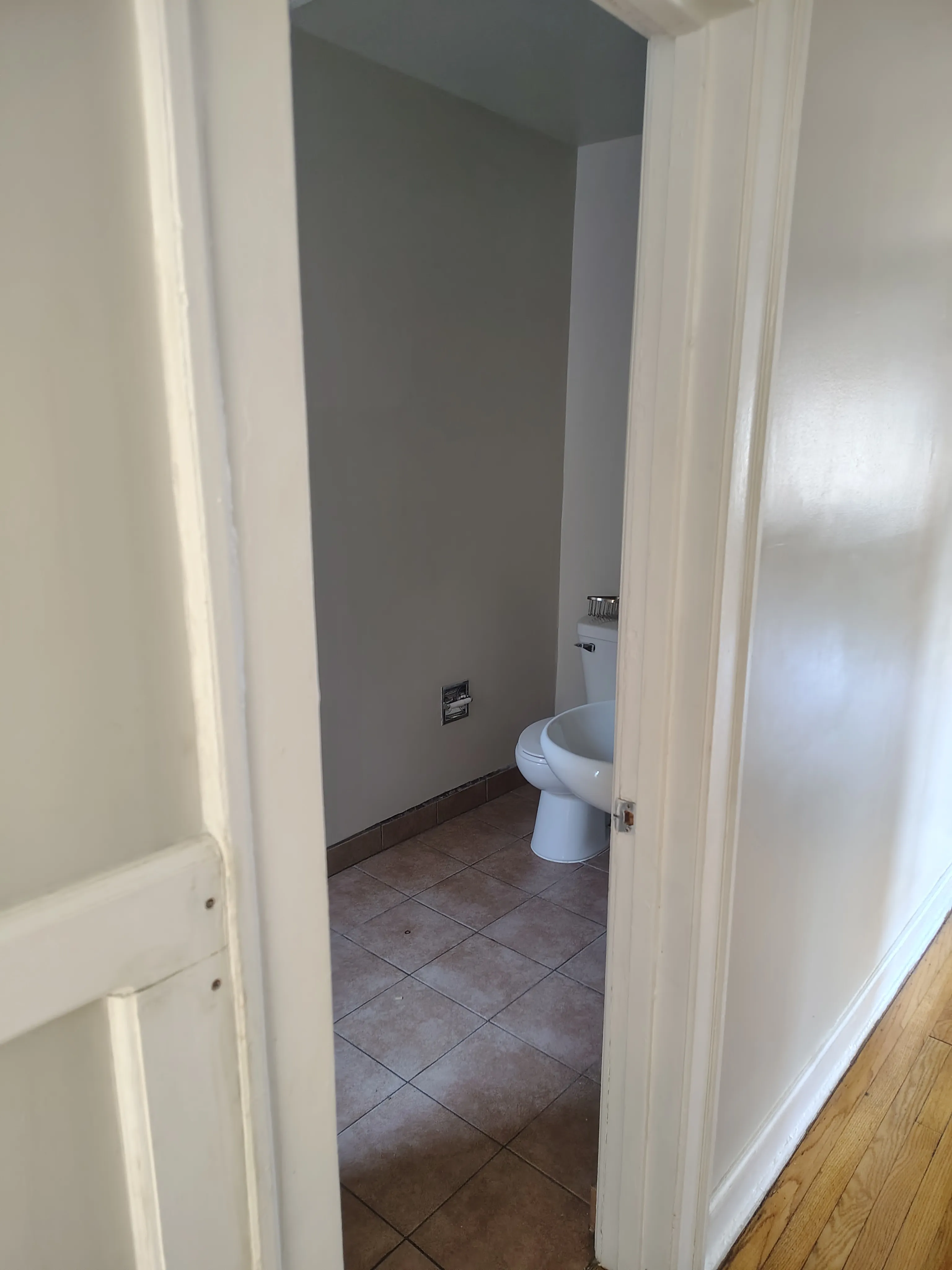 930 N Springfield Ave 60651 60651-Nathan-unit#2-Chicago-IL