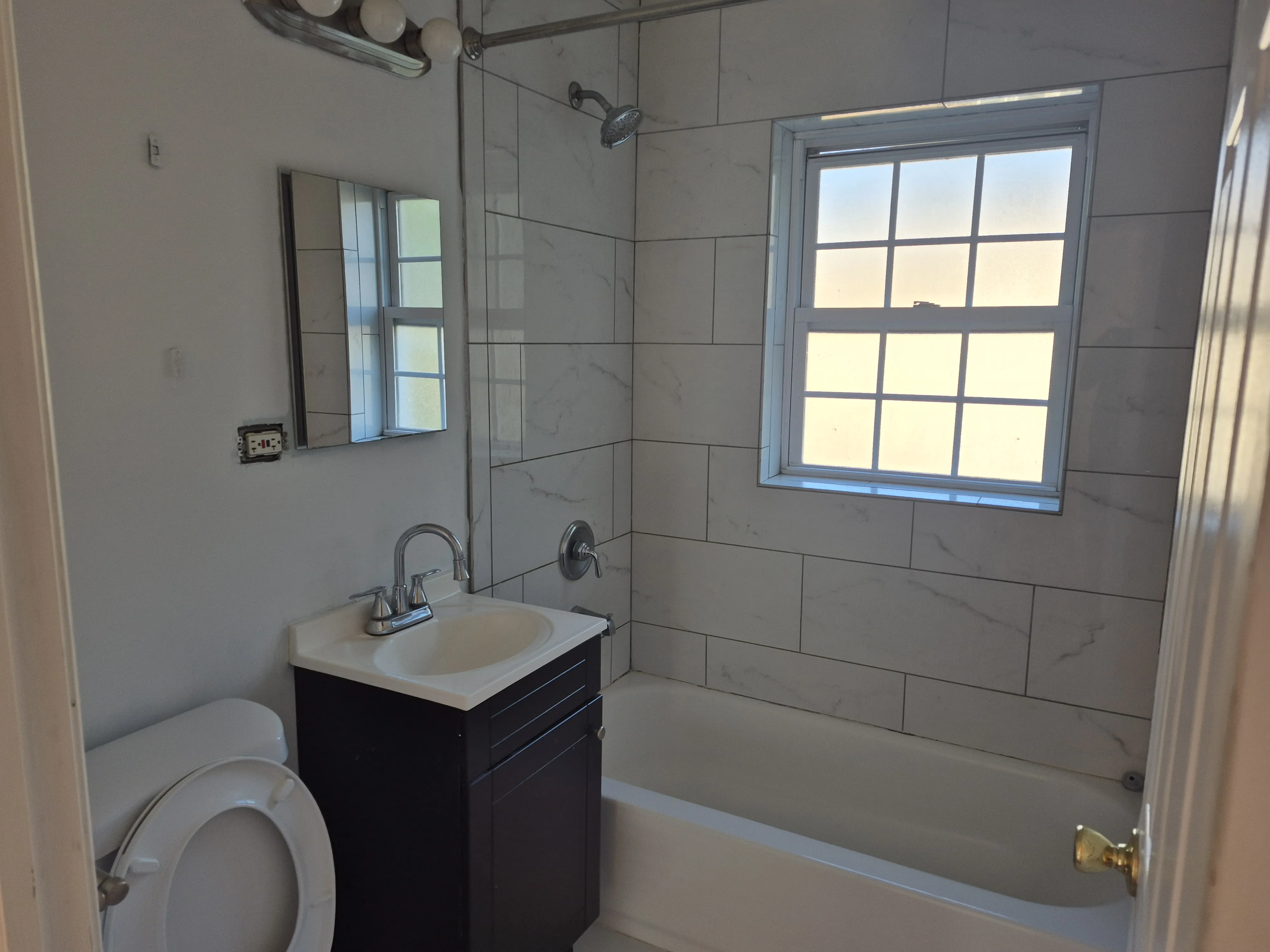 733 Dobson St 60202 60202-unit#3S-Evanston-IL
