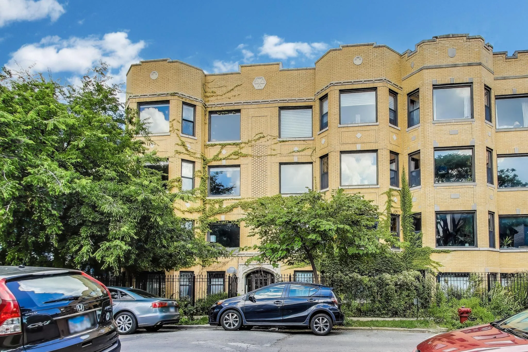 3106 W Lyndale St 60647 60647-unit#2A-Chicago-IL