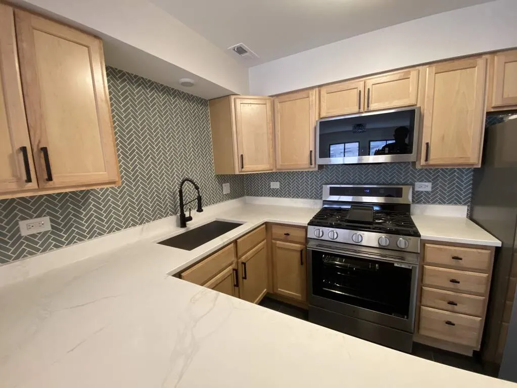 1455 W Fullerton Ave 60614 60614-unit#203-Chicago-IL