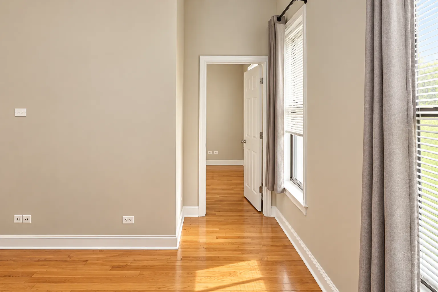 1120 W Grand Ave 60642 60642-unit#2-Chicago-IL
