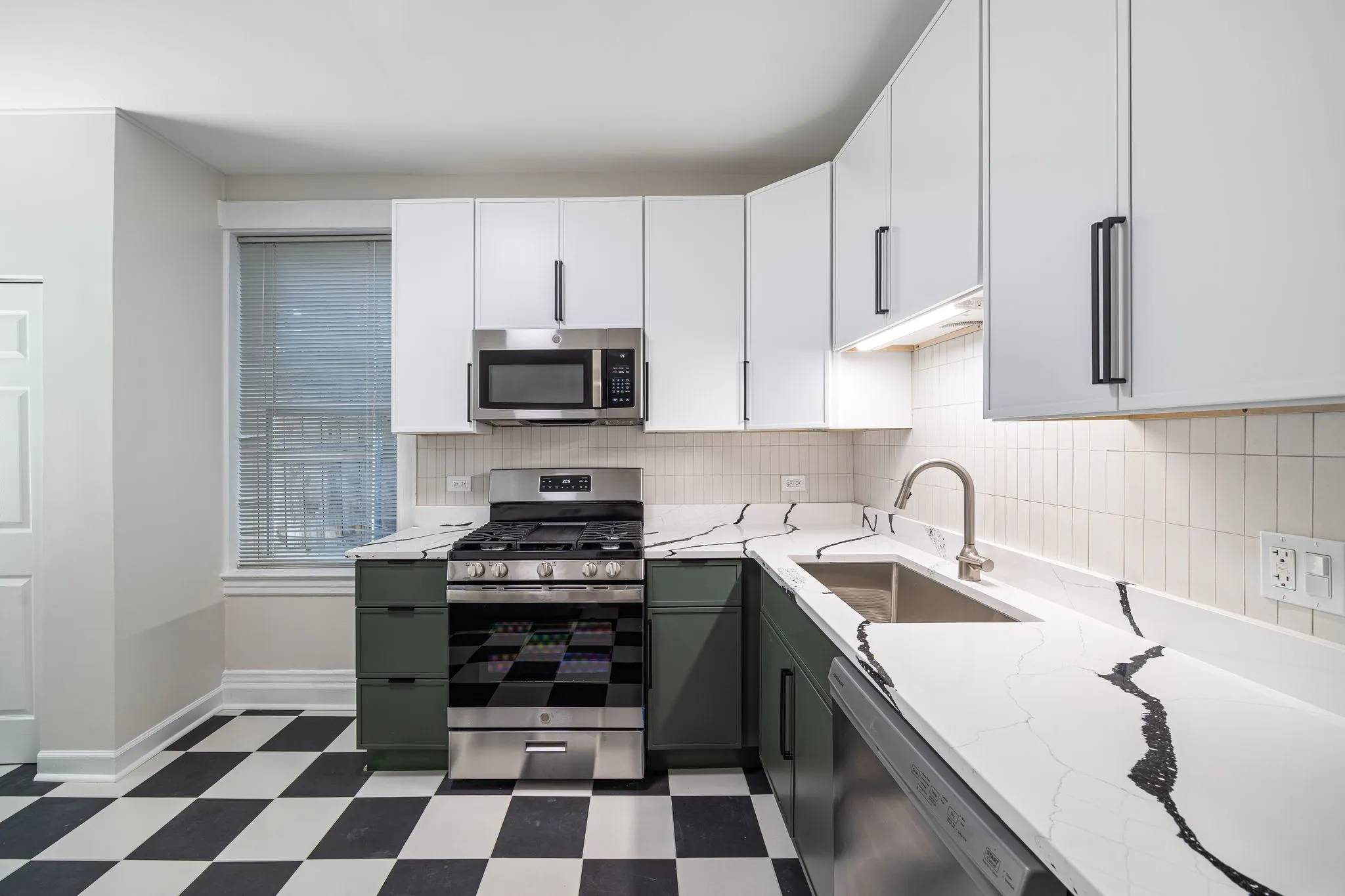 1832 N Central Park Ave 60647 60647-unit#1-Chicago-IL