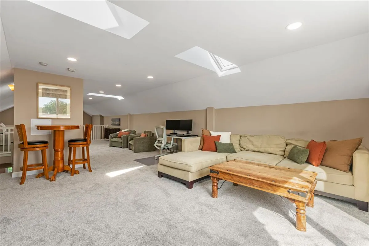 2855 N Damen Ave 60618 60618-unit#3-Chicago-IL