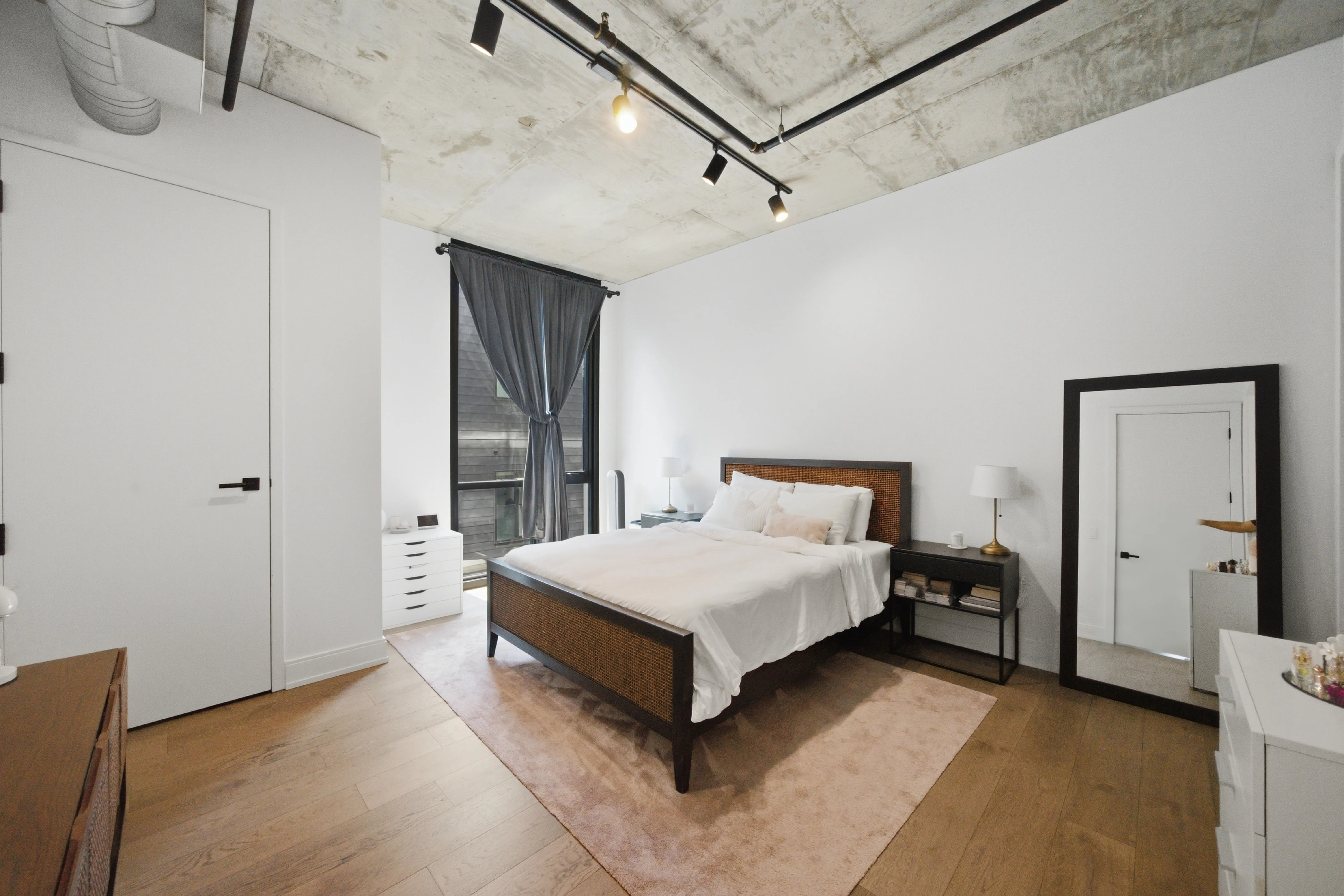 111 S Peoria St   60607 60607-Illume-unit#Unit 605-Chicago-IL