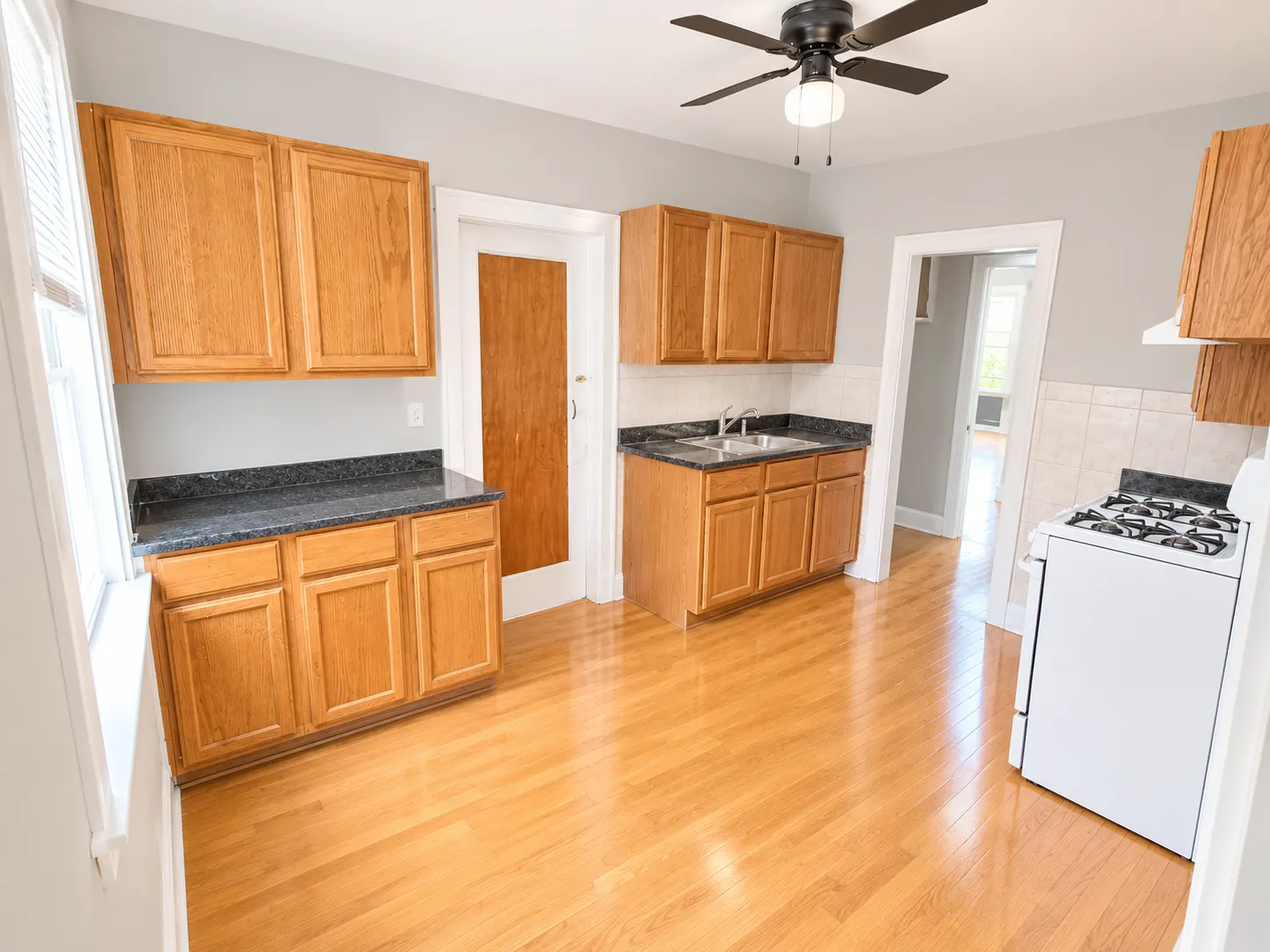 6202 N Rockwell St   60659 60659-unit#2-Chicago-IL