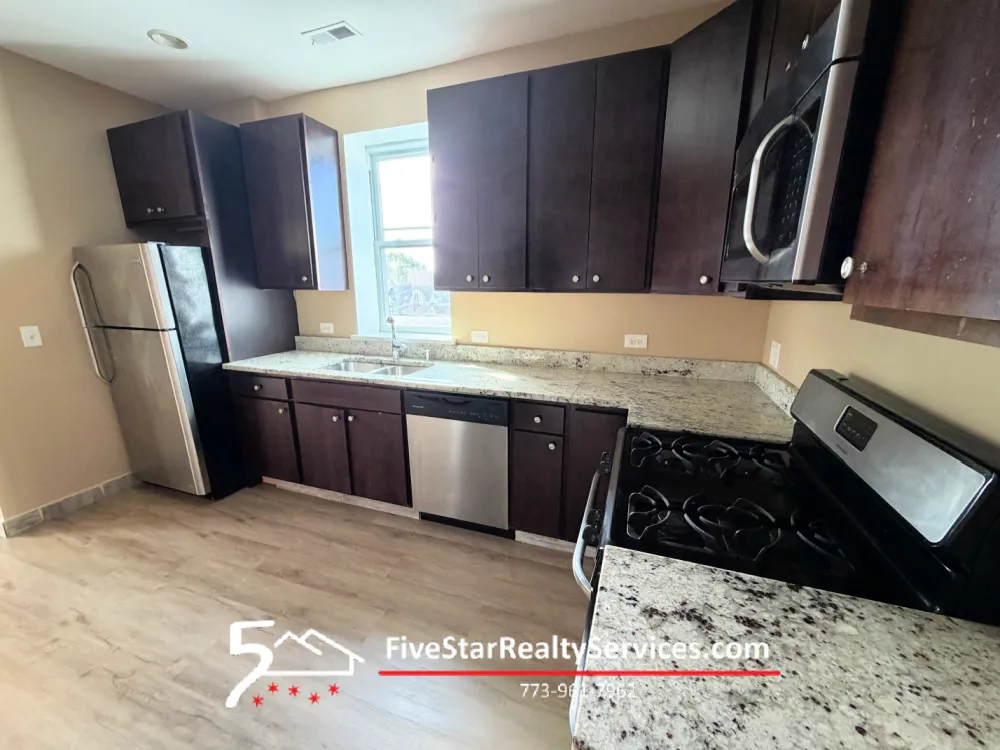 4551 N Pulaski Rd   60630 60630-unit#3S-Chicago-IL