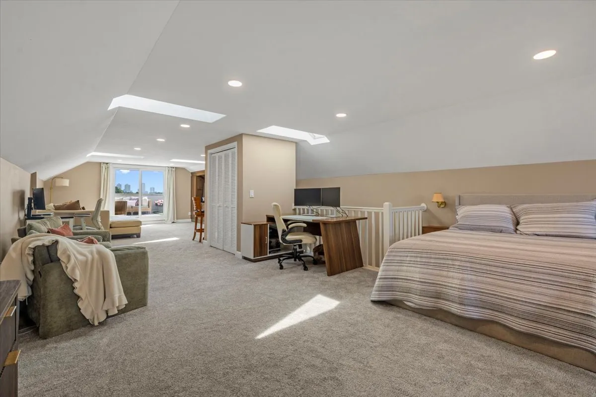 2855 N Damen Ave 60618 60618-unit#3-Chicago-IL