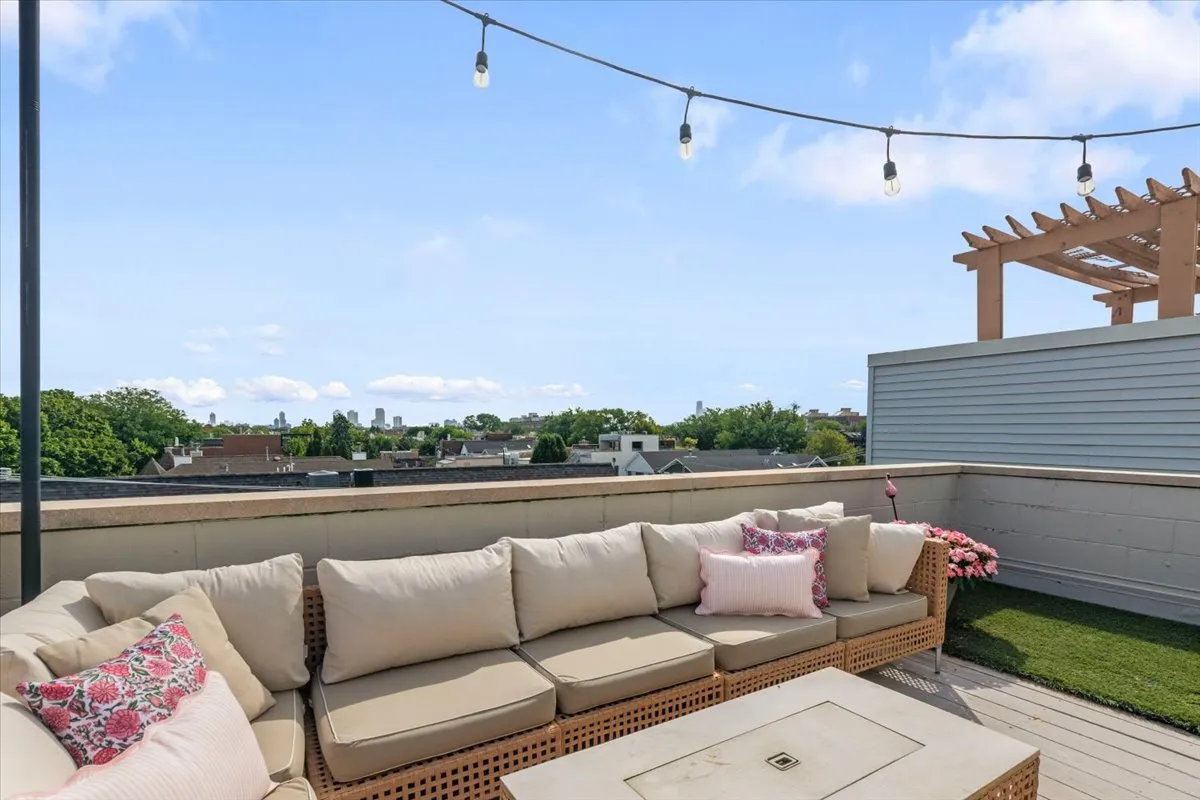 2855 N Damen Ave 60618 60618-unit#3-Chicago-IL