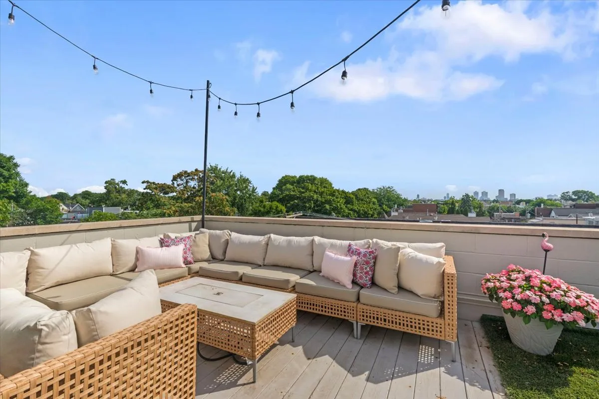 2855 N Damen Ave 60618 60618-unit#3-Chicago-IL