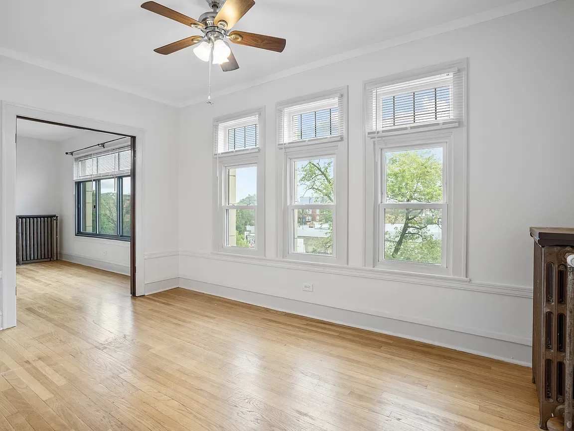 2342 N Spaulding Ave   60647 60647-unit#204-Chicago-IL