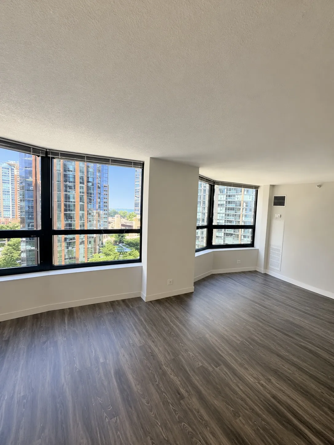 175 N Harbor Dr 60601 60601-unit#3302-Chicago-IL
