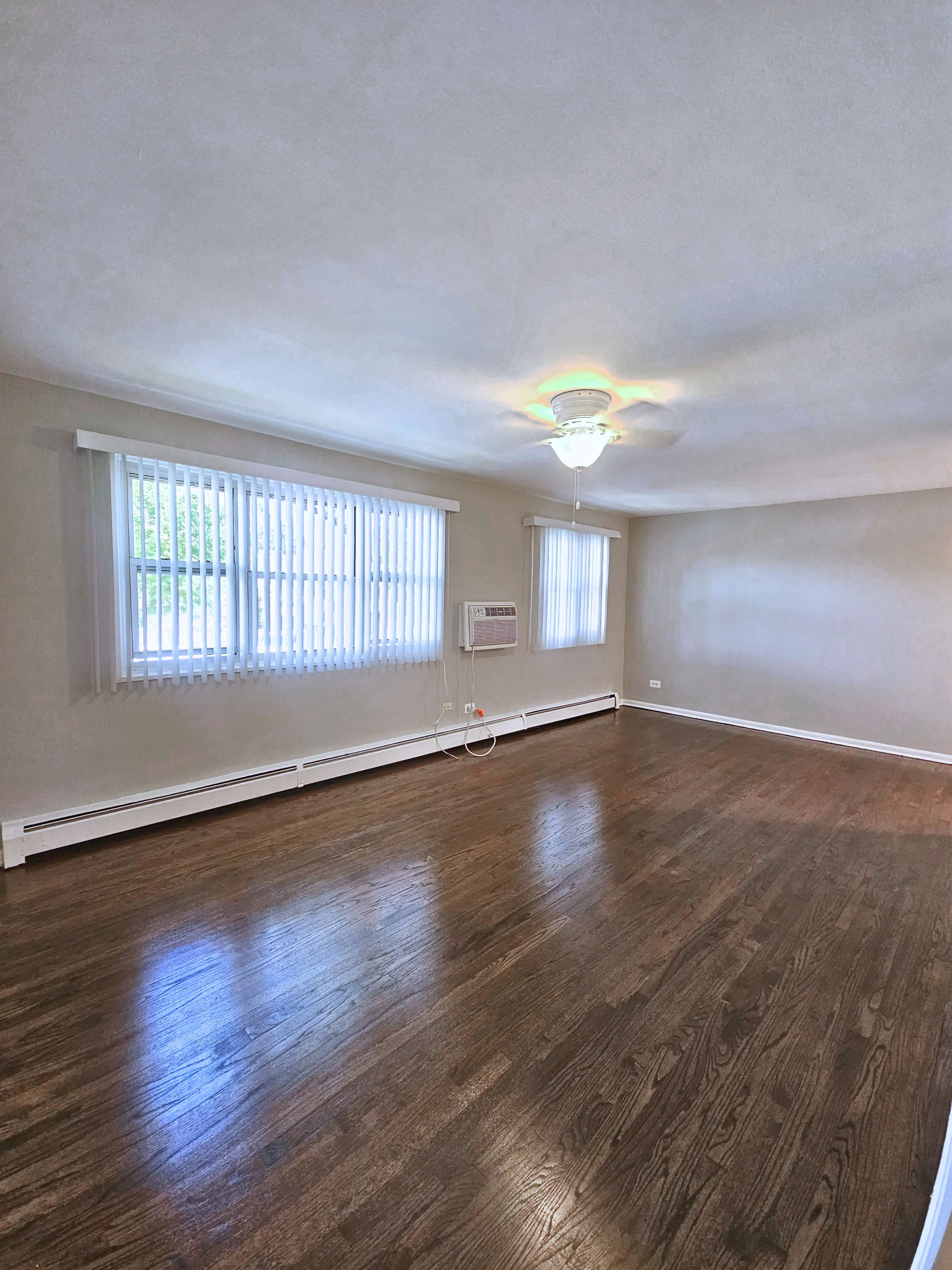 2355 W Jarvis Ave   60645 60645-Chicago-IL
