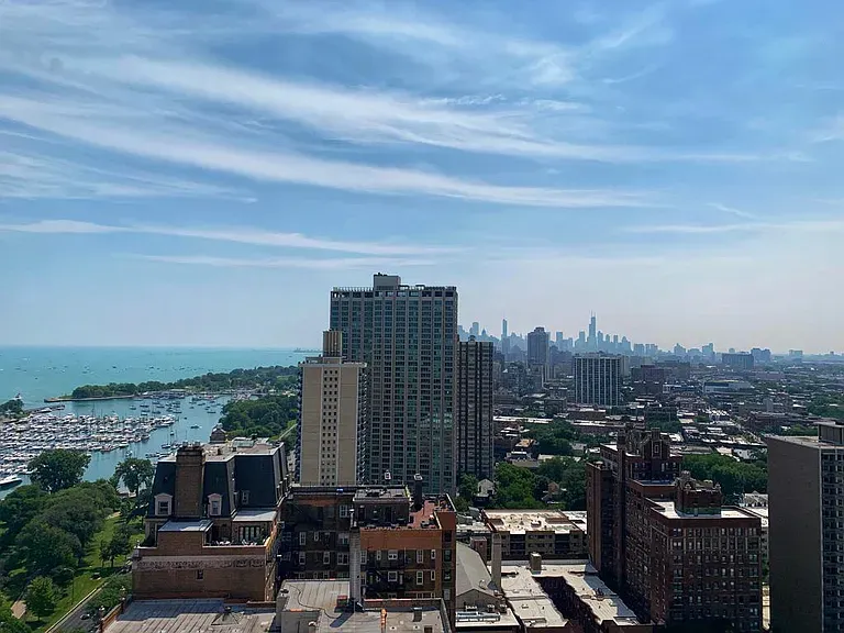 3550 N Lake Shore Dr   60657 60657-unit#207-Chicago-IL