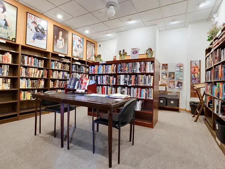 3550 N Lake Shore Dr   60657 60657-unit#207-Chicago-IL