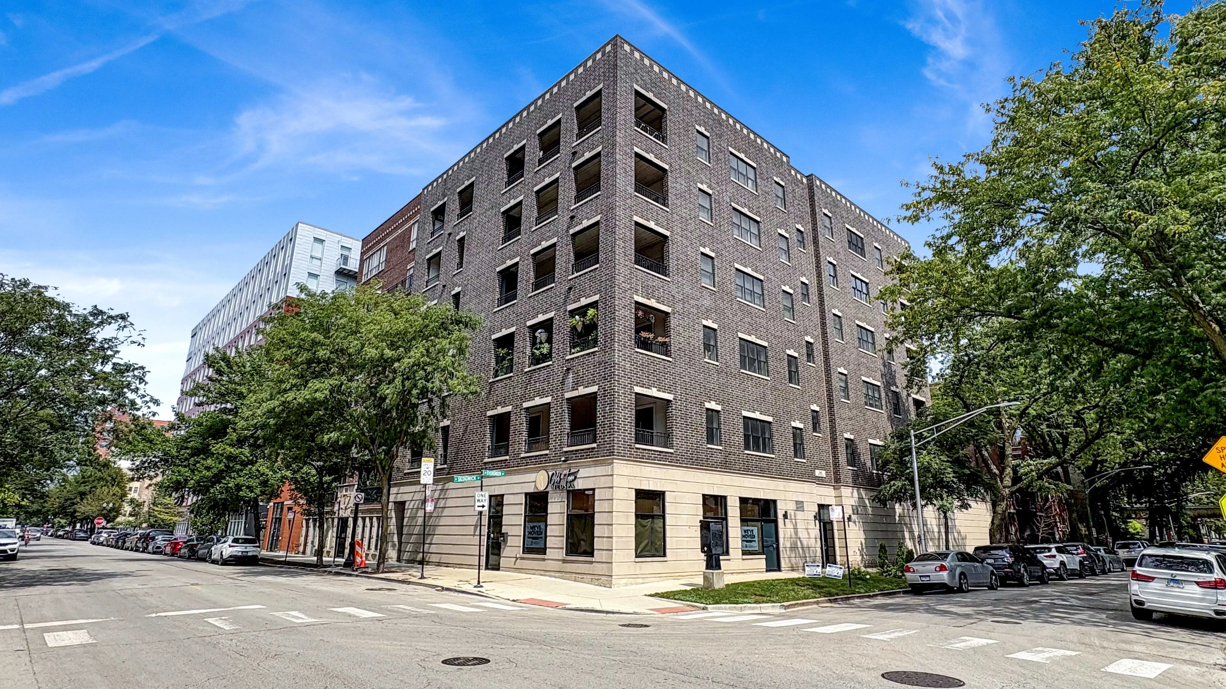 340 W Evergreen Ave   60610 60610-340 W Evergreen-unit#6E-Chicago-IL