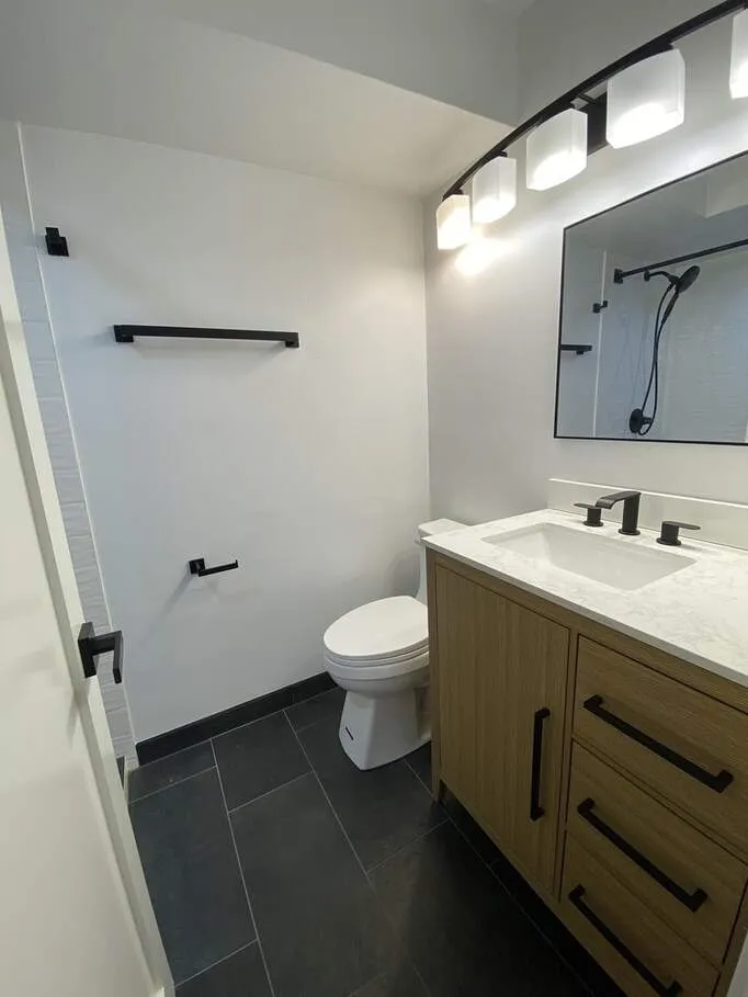 1455 W Fullerton Ave 60614 60614-unit#203-Chicago-IL