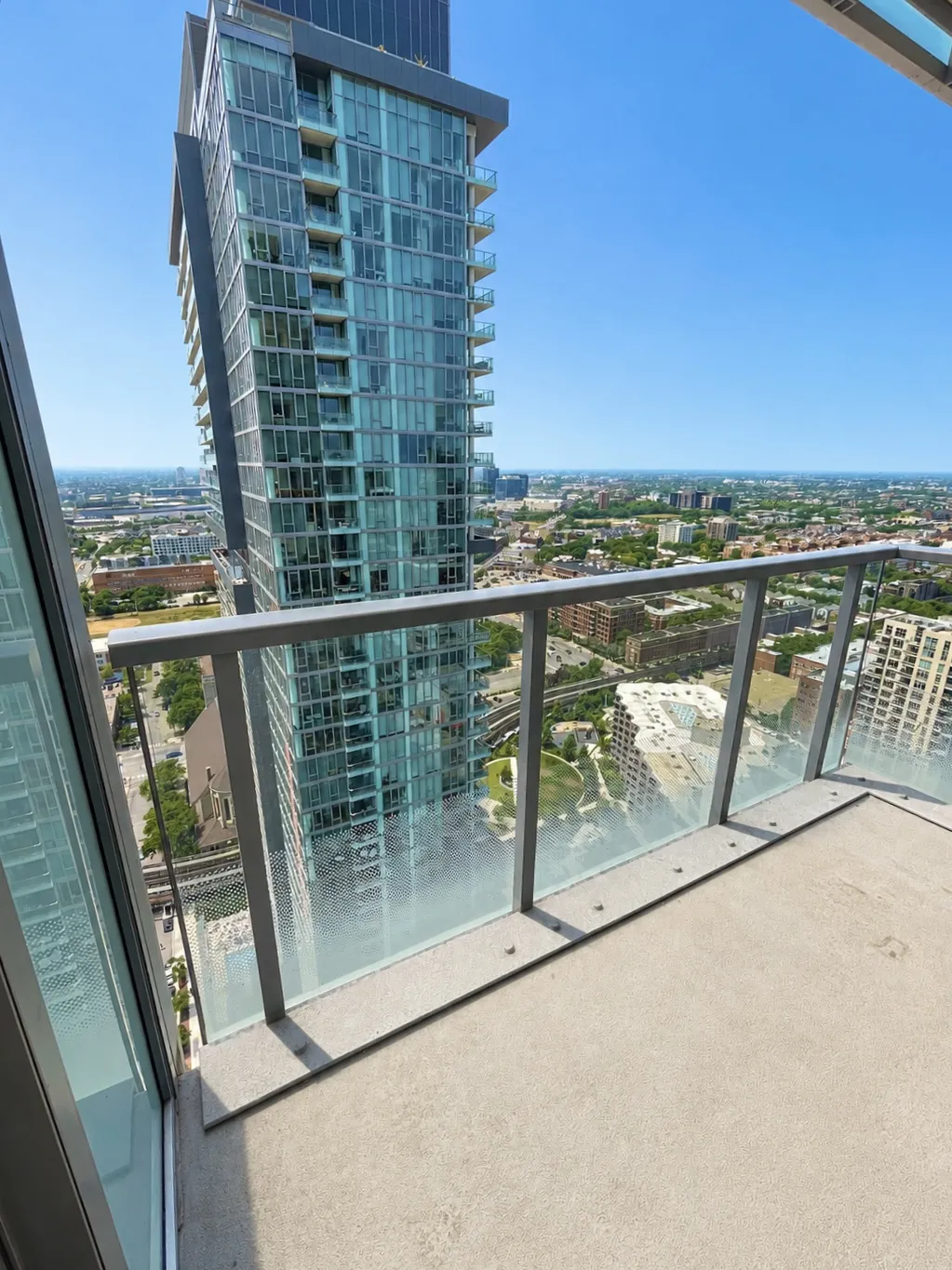 1140 N Wells St   60610 60610-unit#906-Chicago-IL