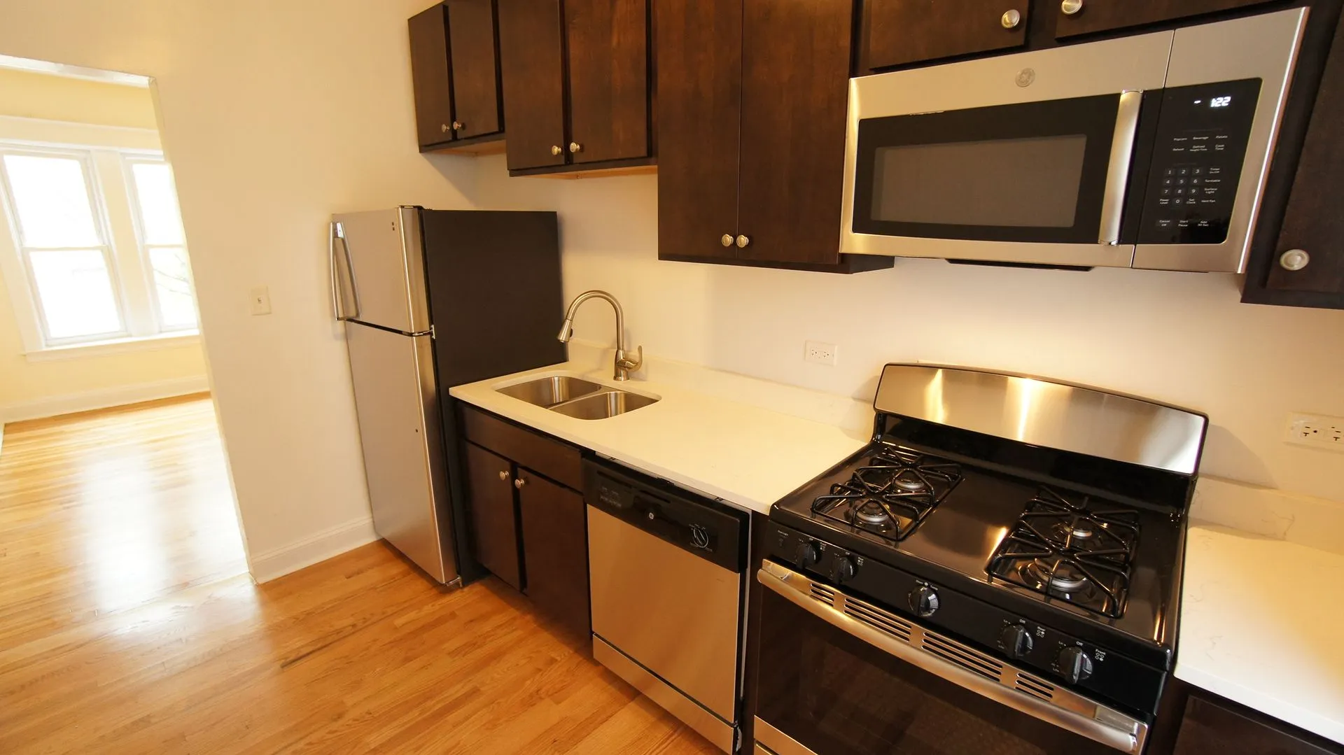 1524 N Kedzie Ave   60651 60651-unit#2-Chicago-IL
