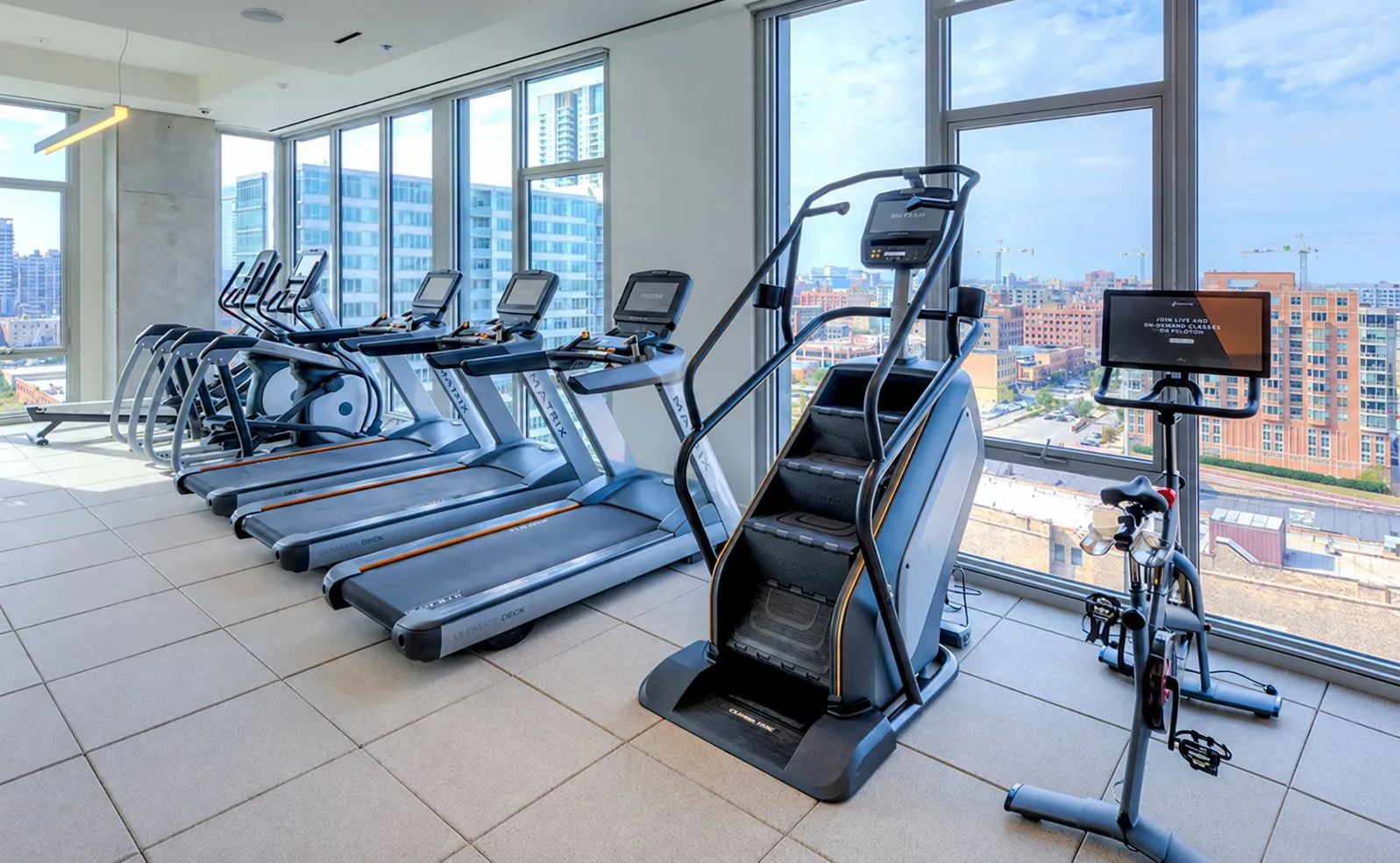 165 N Desplaines St   60661 60661-EMME-unit#1310-Chicago-IL