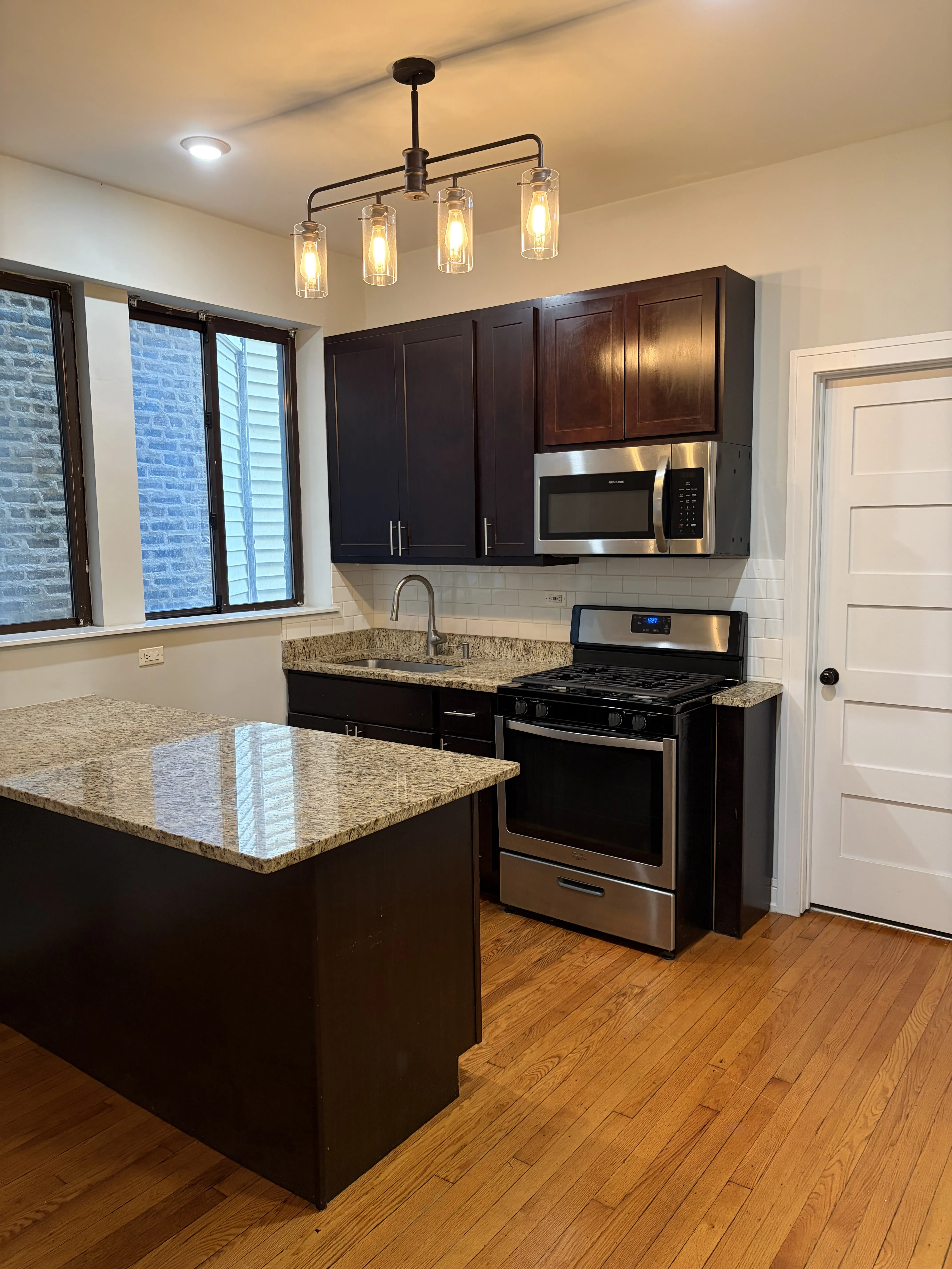 3828 N Clark St, , , USA 60613-unit#1F-Chicago-IL