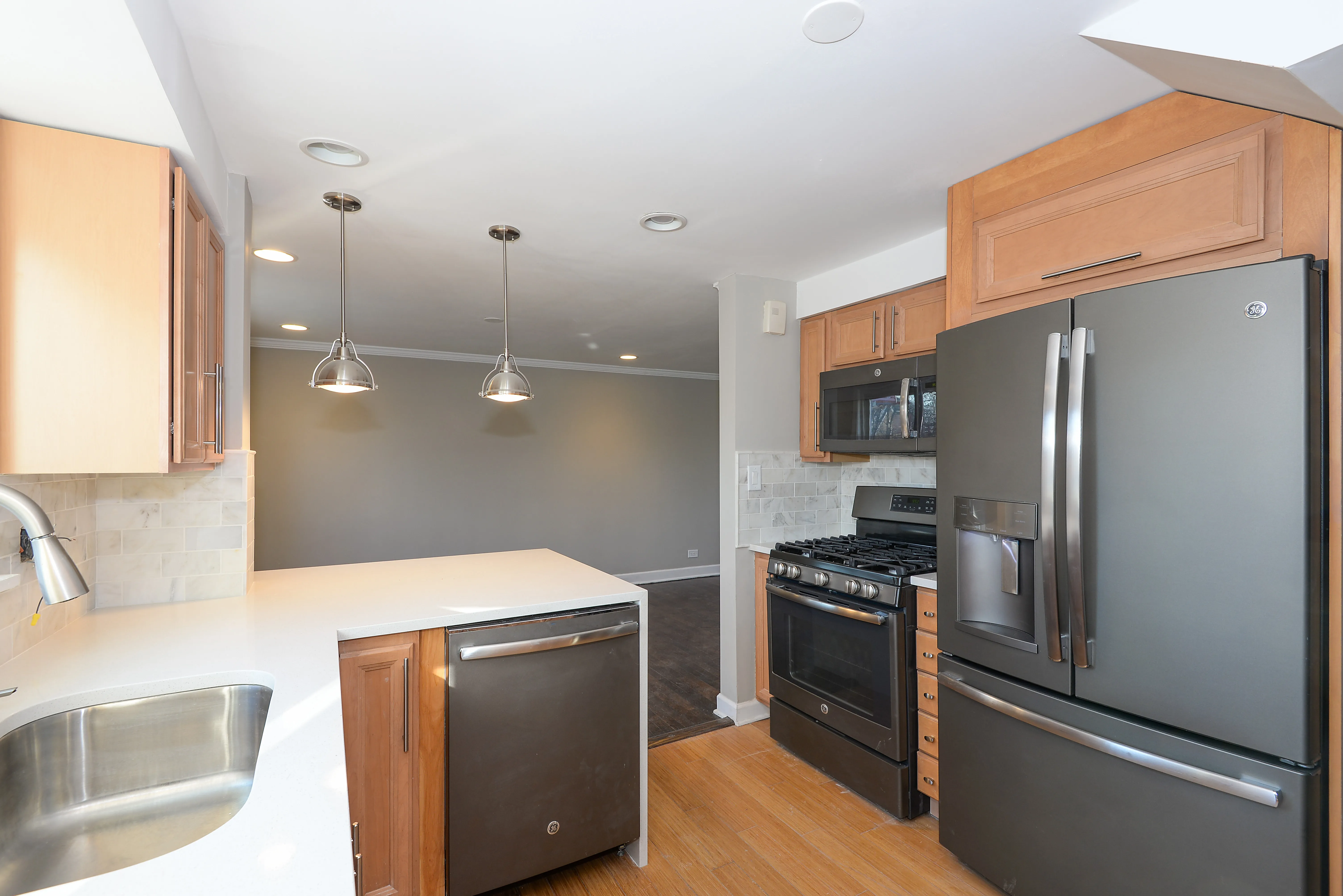 425 Dodge Ave 60202 60202-Evanston-IL