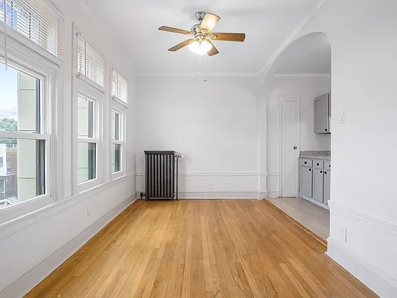 2342 N Spaulding Ave   60647 60647-unit#204-Chicago-IL