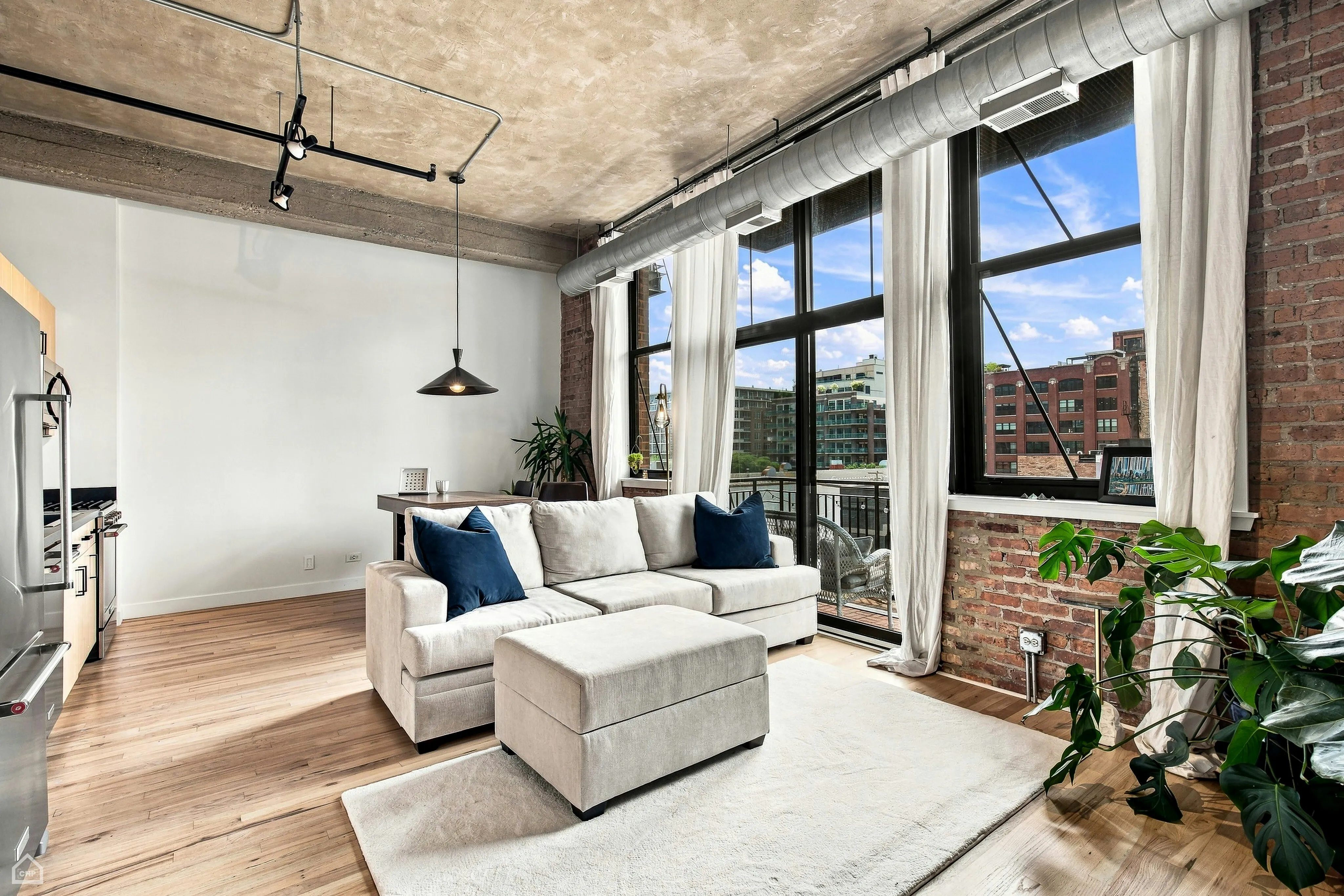 817 W Washington Blvd 60607 60607-unit#406-Chicago-IL