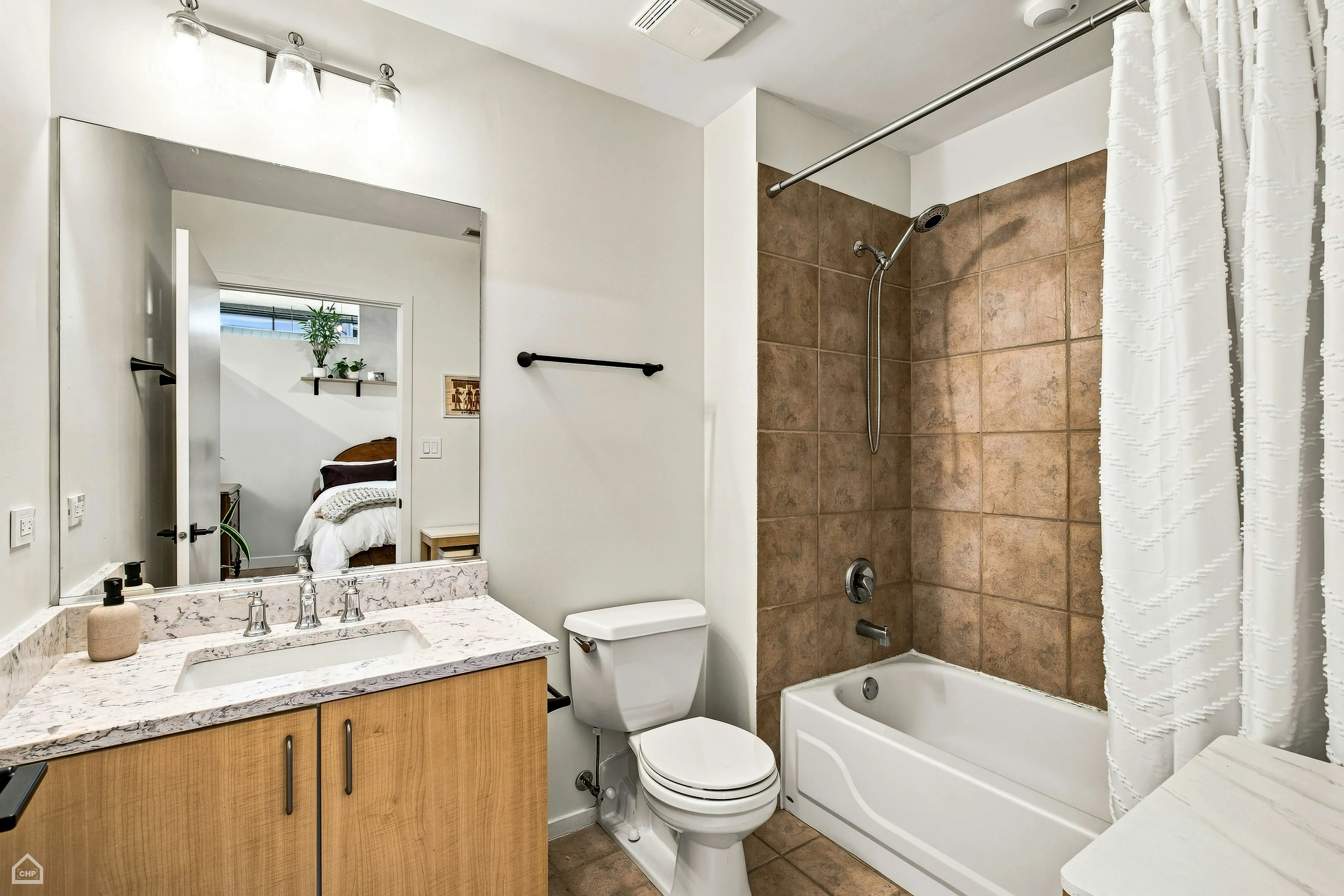817 W Washington Blvd 60607 60607-unit#406-Chicago-IL