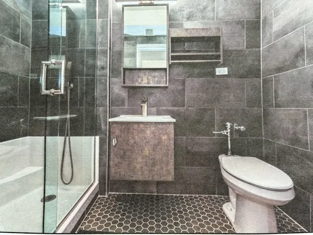 5801 N Sheridan Rd   60660 60660-Beach Point Tower-unit#16E-Chicago-IL