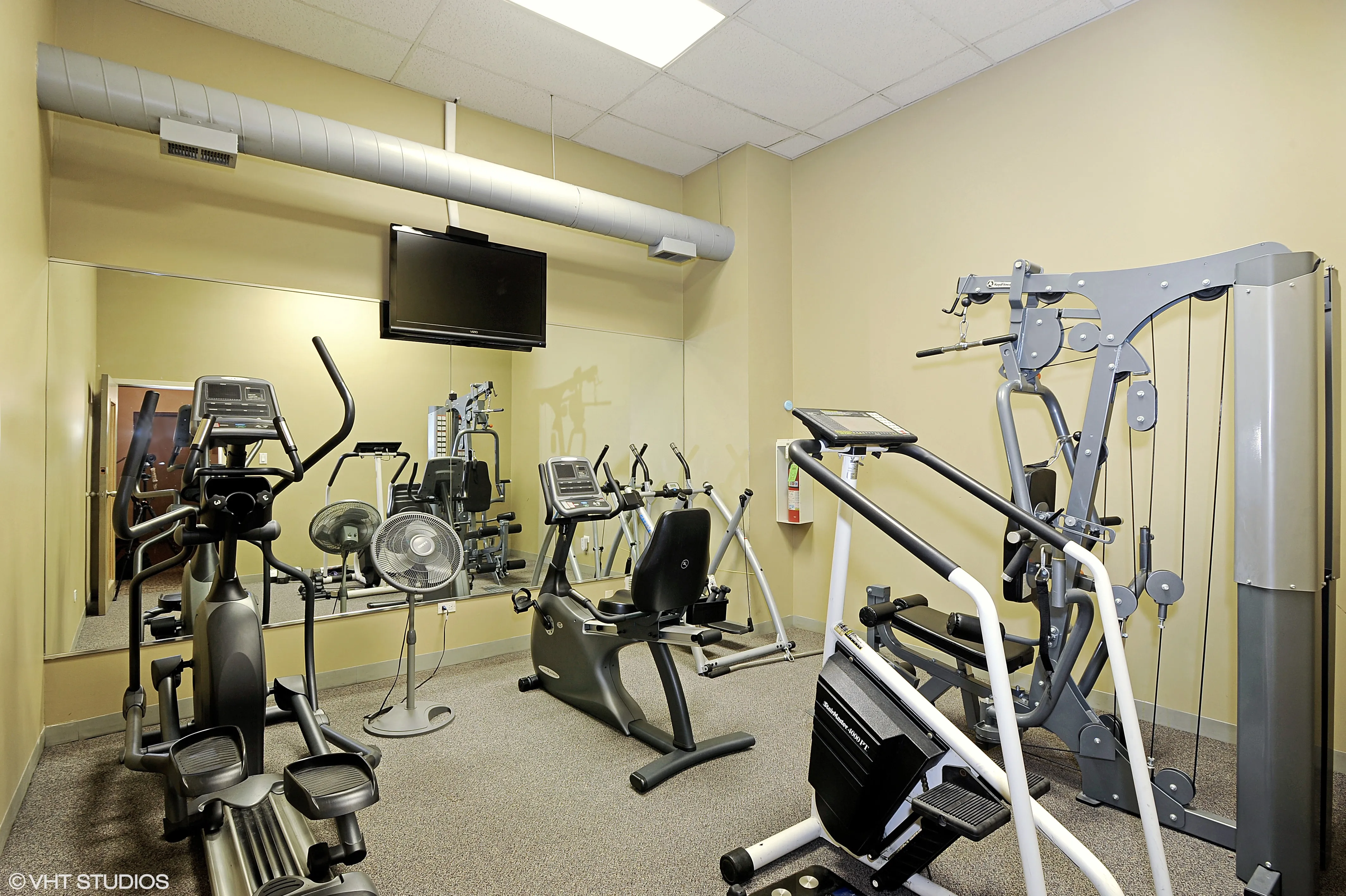 999 W Wolfram St 60657 60657-Sheffield Lofts-unit#308-Chicago-IL
