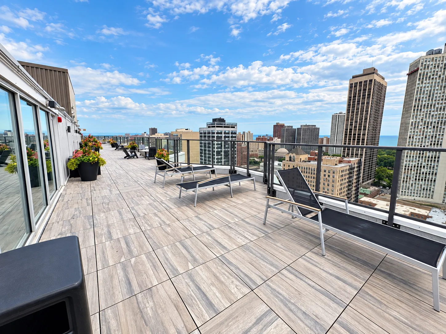 2555 N Clark St   60614 60614-unit#406-Chicago-IL