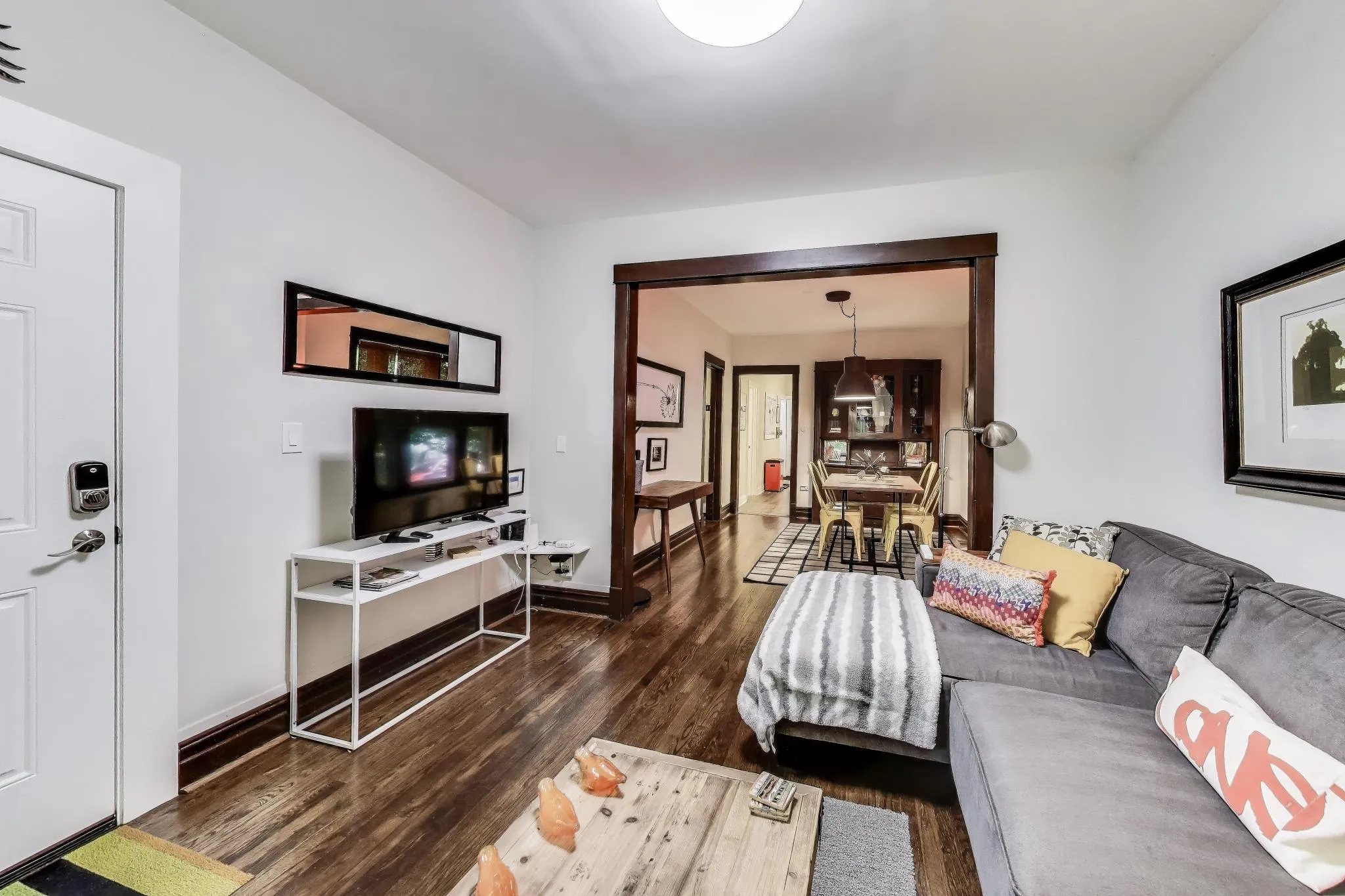 2857 W Fletcher St 60618 60618-unit#1-Chicago-IL
