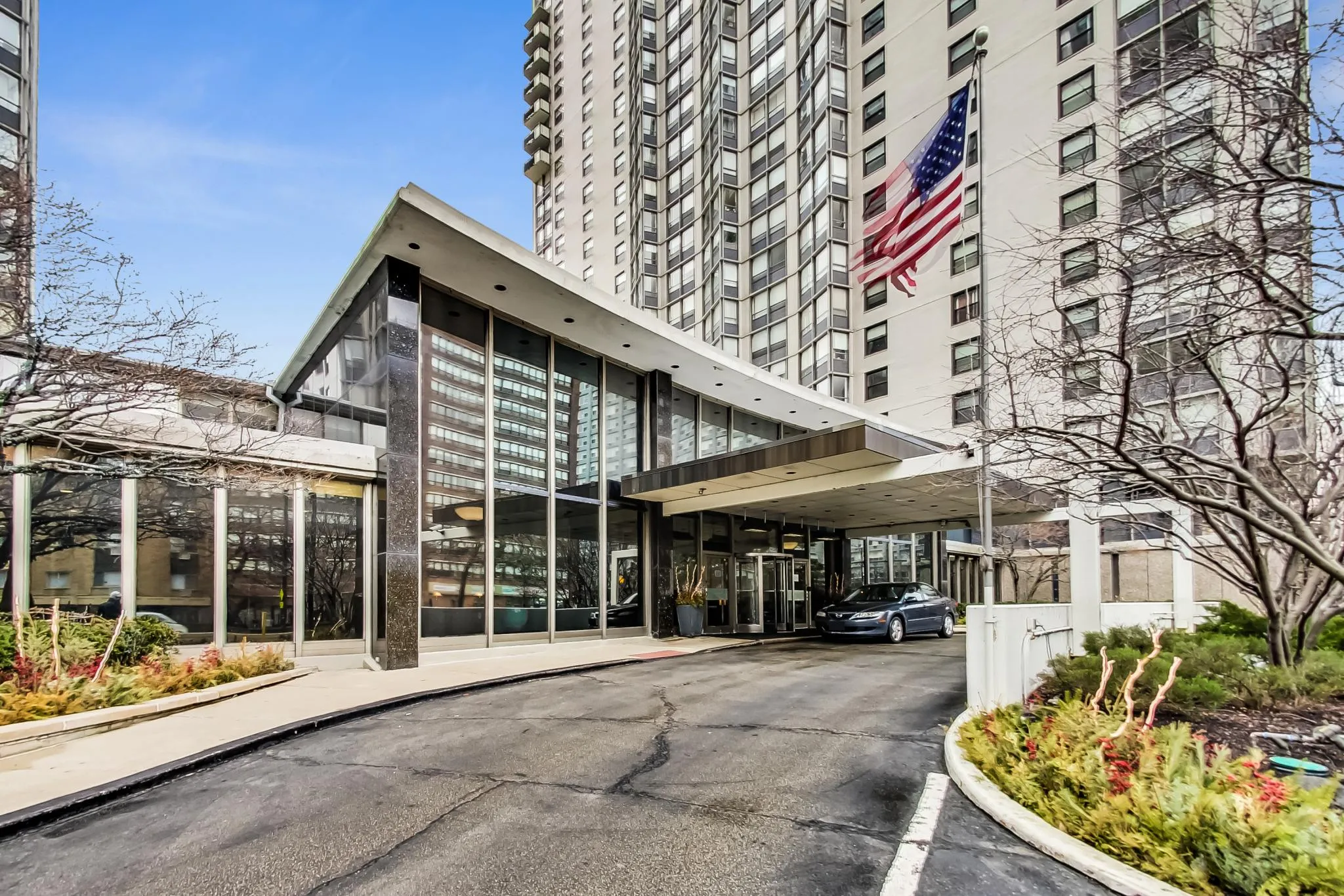 5701 N Sheridan Rd   60660 60660-Hollywood Towers-Chicago-IL