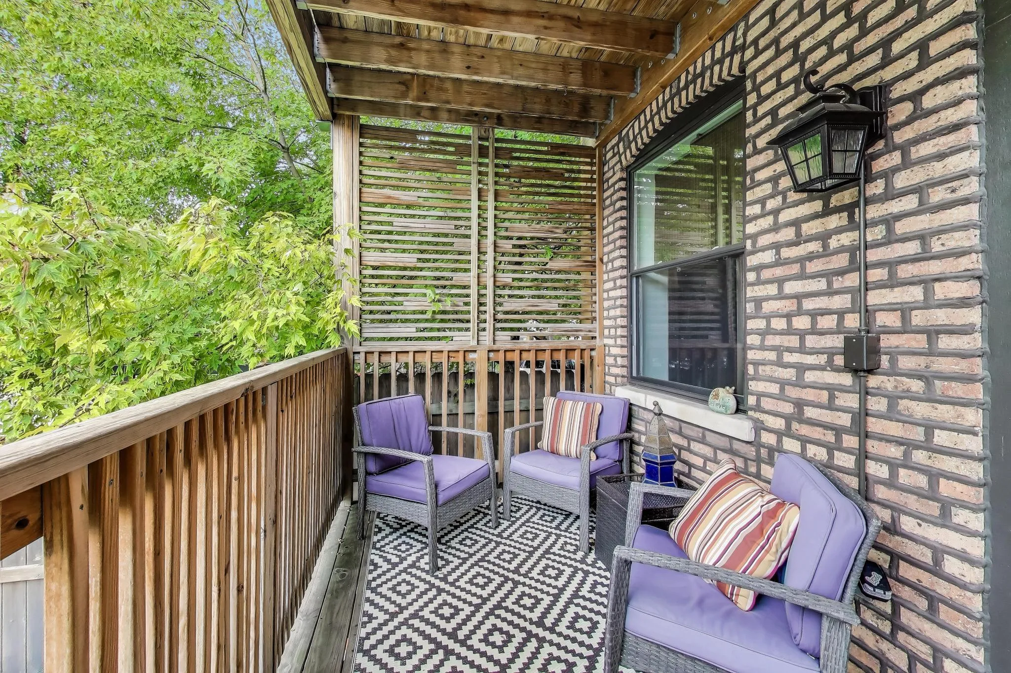 2857 W Fletcher St 60618 60618-unit#1-Chicago-IL