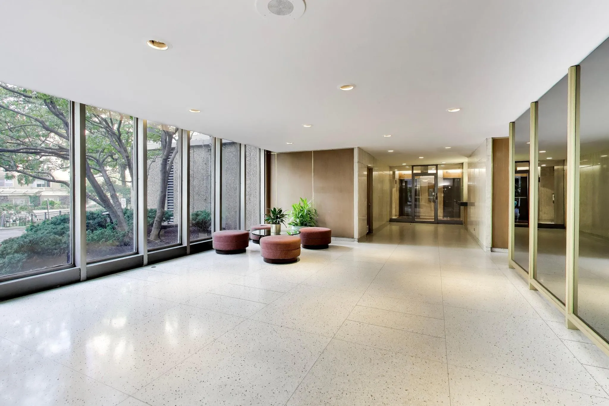 5701 N Sheridan Rd 60660 60660-Hollywood Towers-Chicago-IL