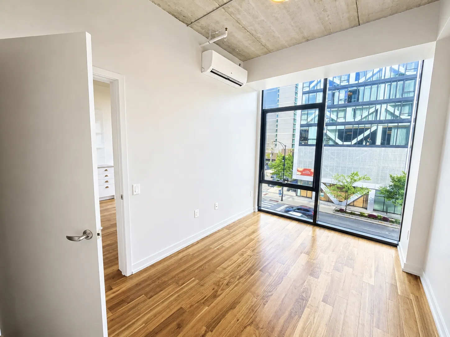 676 S La Salle St 60605 60605-unit#407-Chicago-IL