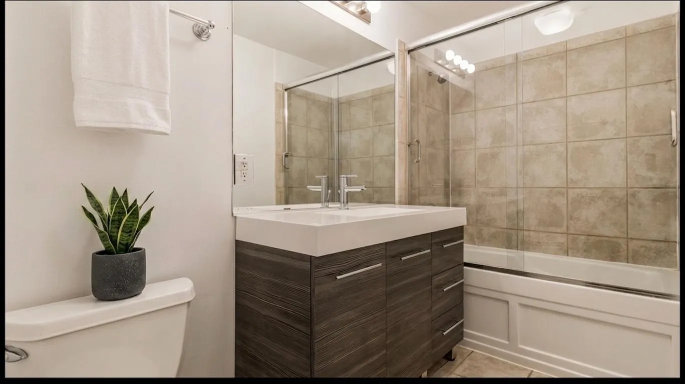 400 W Ontario St 60654 60654-unit#507-Chicago-IL