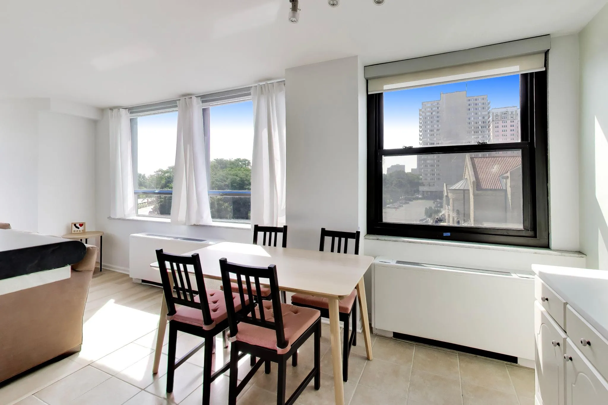 5701 N Sheridan Rd 60660 60660-Hollywood Towers-Chicago-IL
