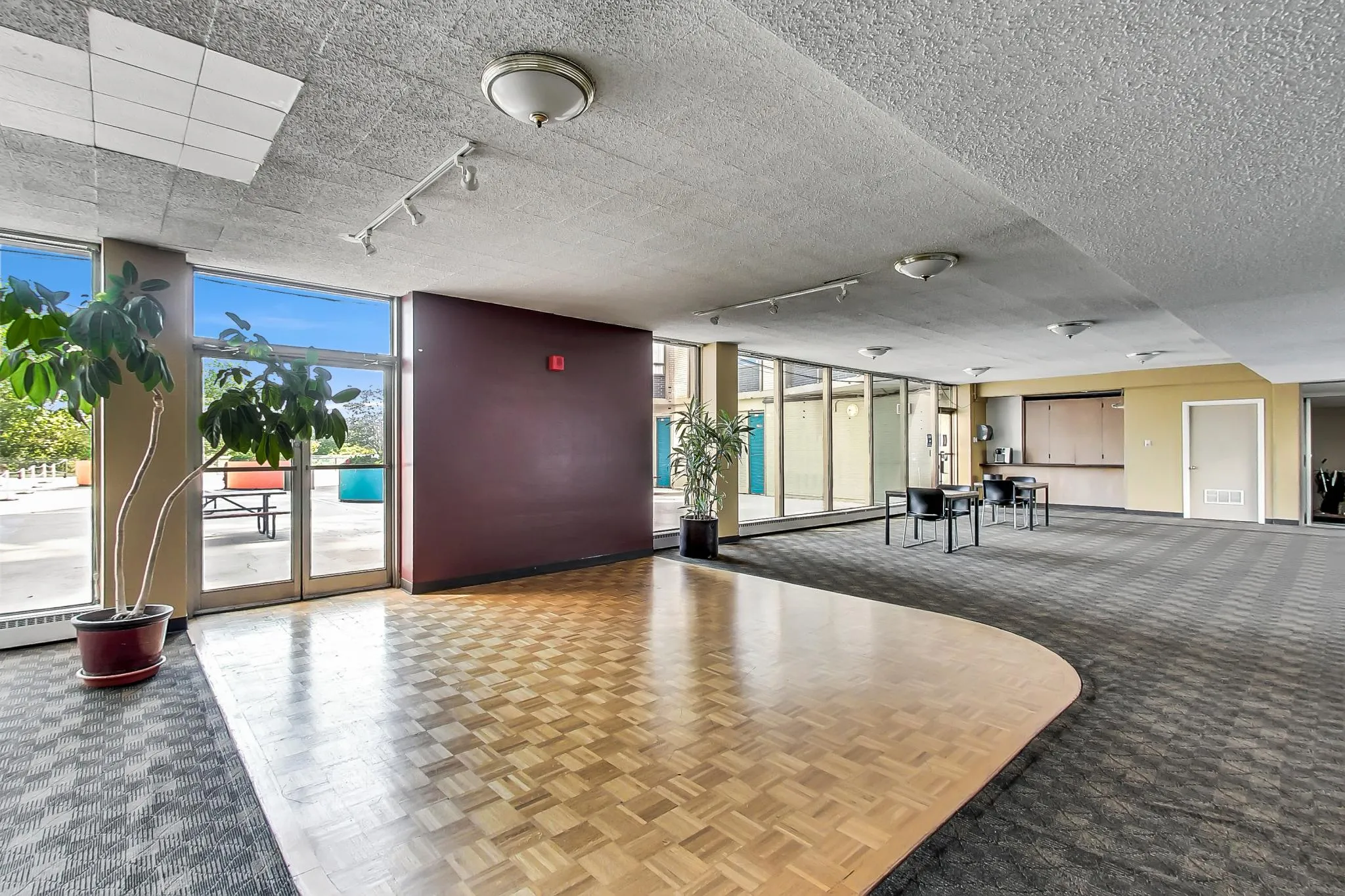5701 N Sheridan Rd 60660 60660-Hollywood Towers-Chicago-IL