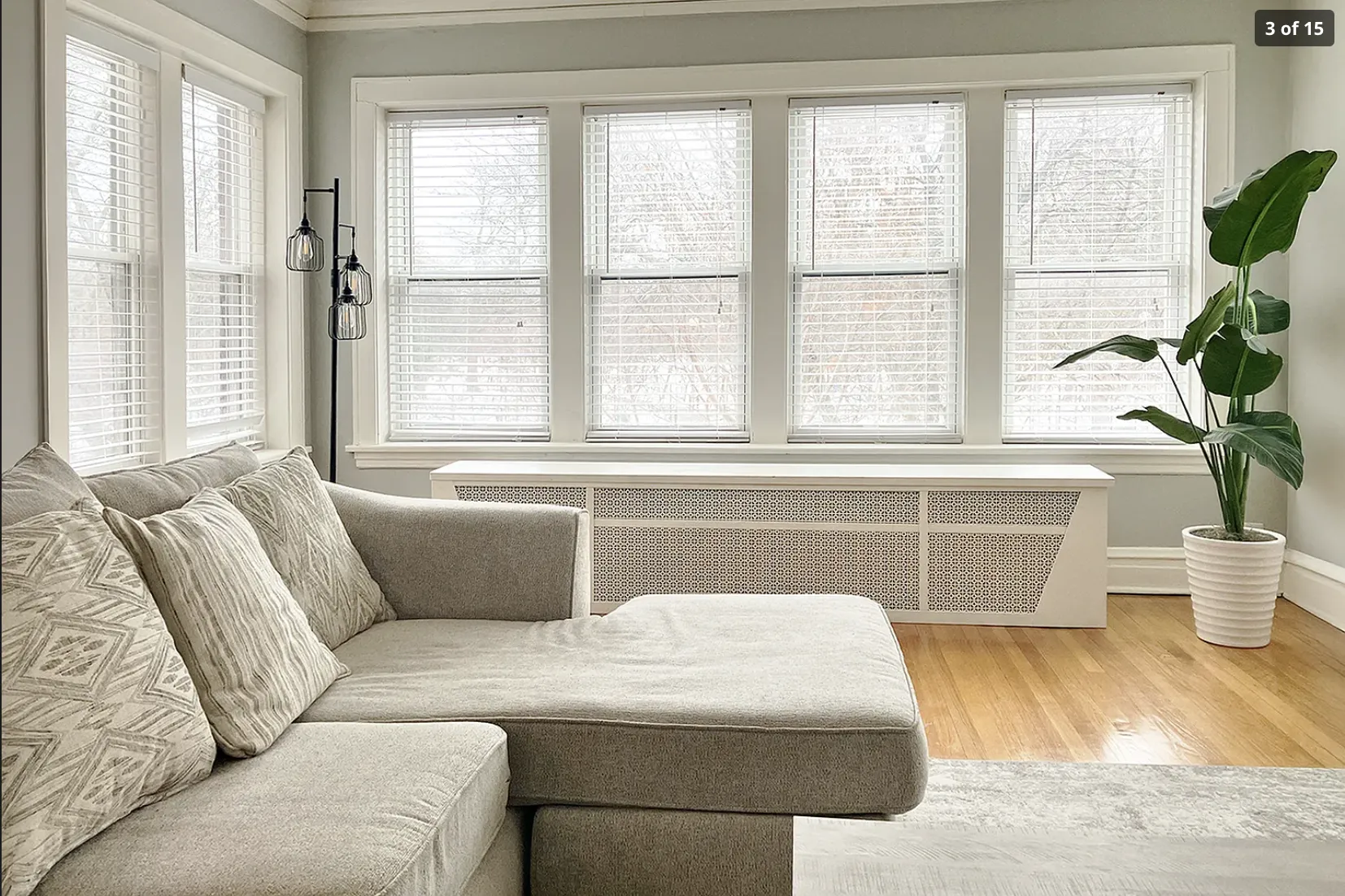 N ROCKWELL ST 60645-unit#APT 3-Chicago-IL