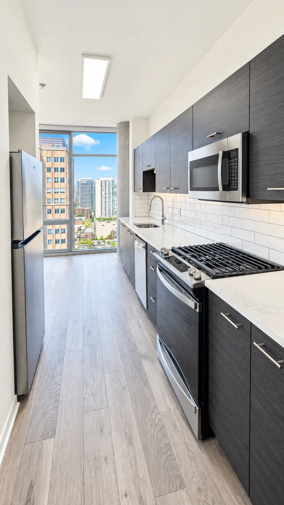 805 N La Salle Dr   60610 60610-unit#404-Chicago-IL