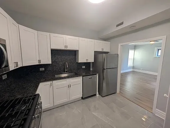 1457 W FOSTER AVE 60640-unit#3R-Chicago-IL