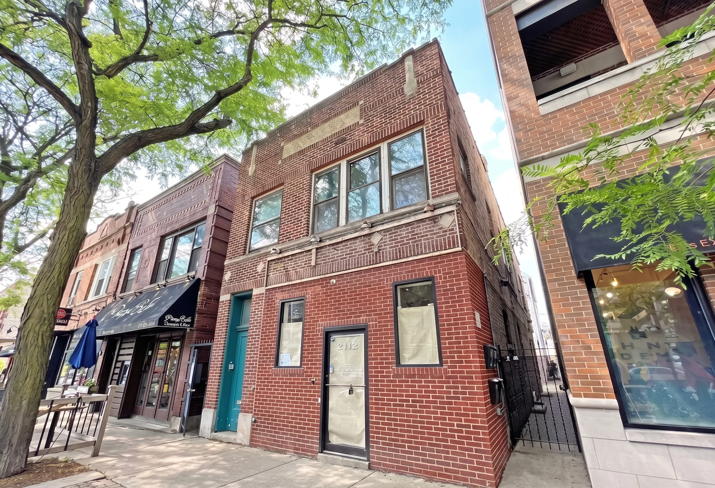 2112 W Roscoe St 60618 60618-unit#2R-Chicago-IL
