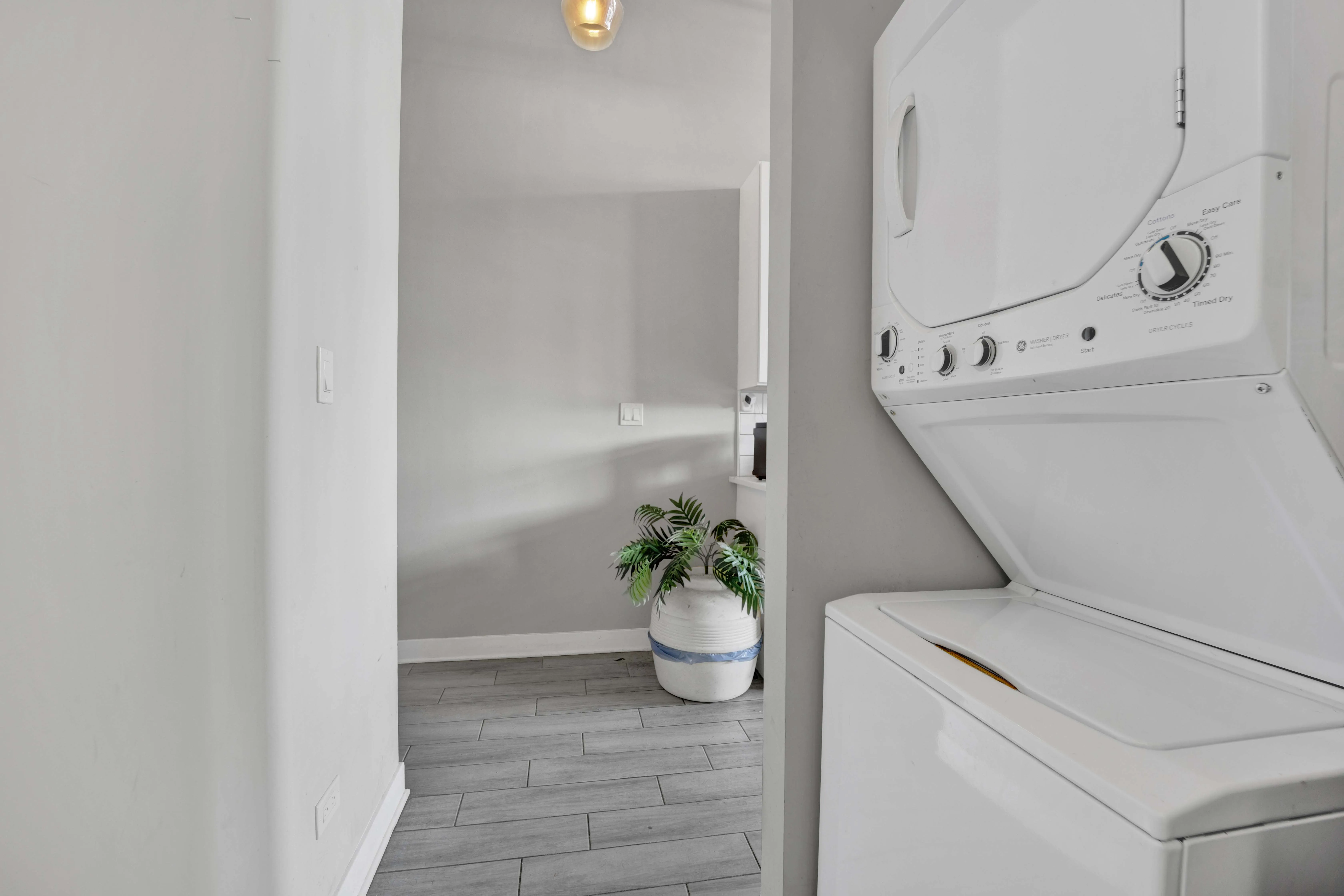4437 W Fullerton Ave 60639 60639-unit#SF-Chicago-IL