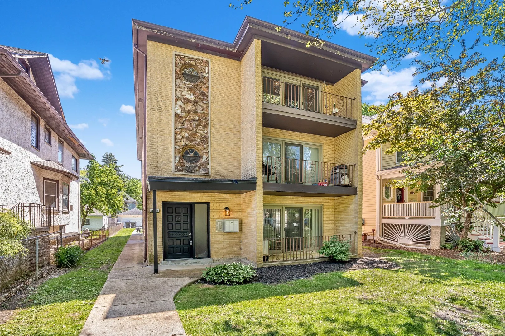 3755 N Kostner Ave 60641 60641-Chicago-IL
