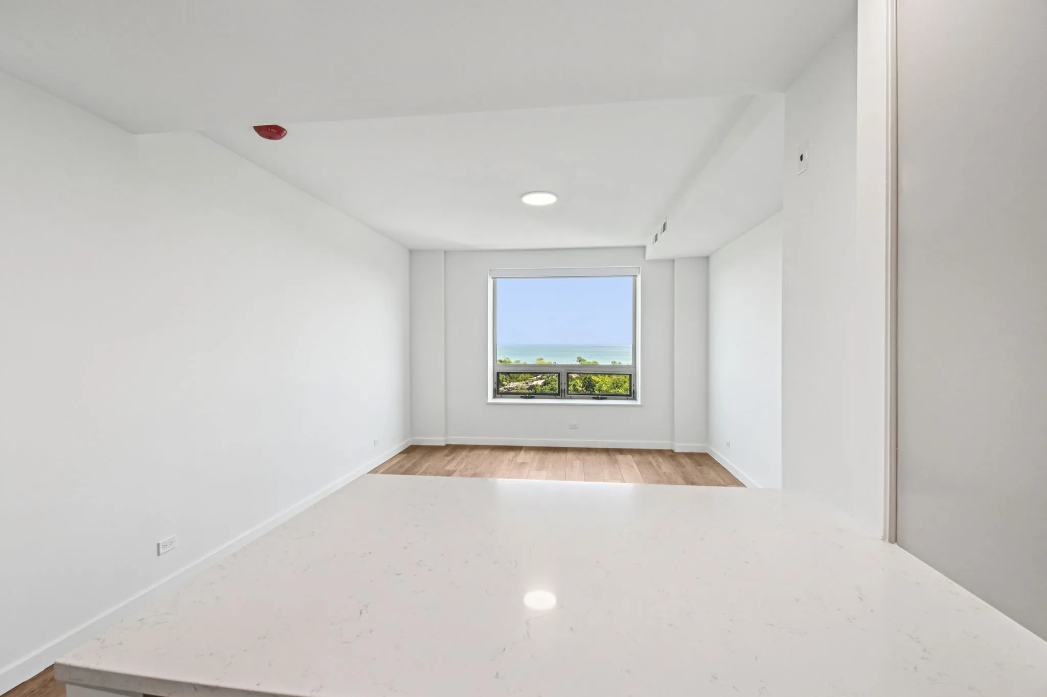 2140 N LINCOLN PARK W 60614-Chicago-IL